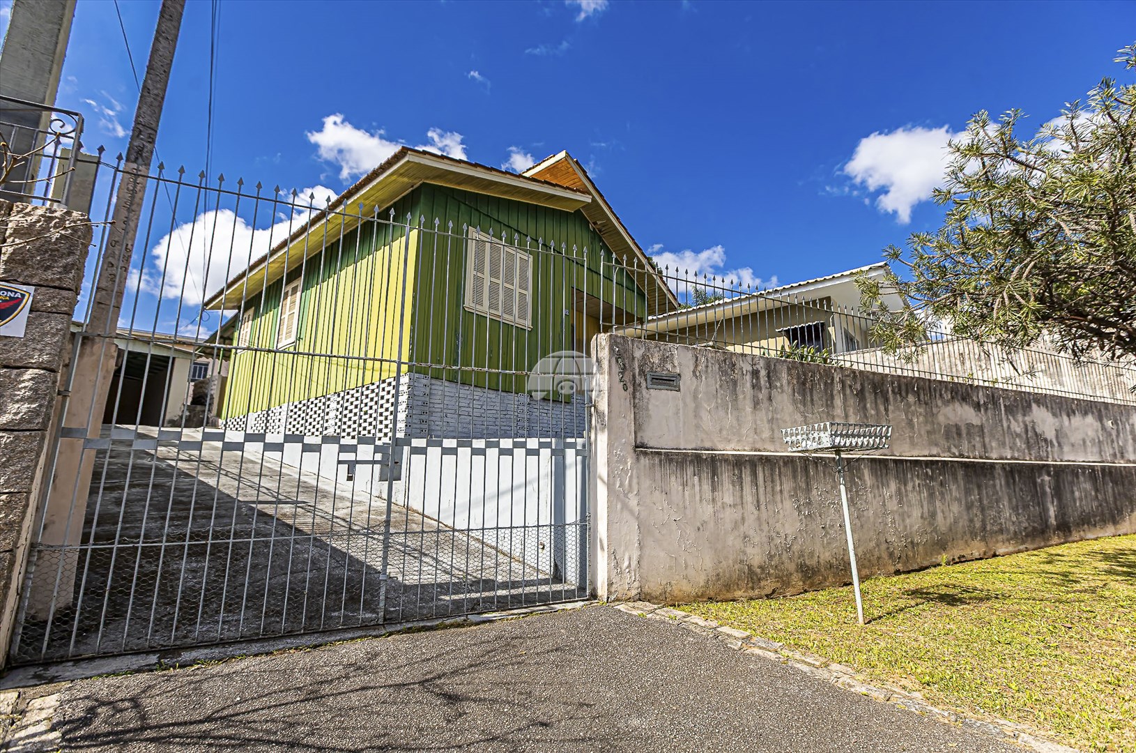 Terreno/Área à venda em São Lourenço, Curitiba — Portal Chave Fácil