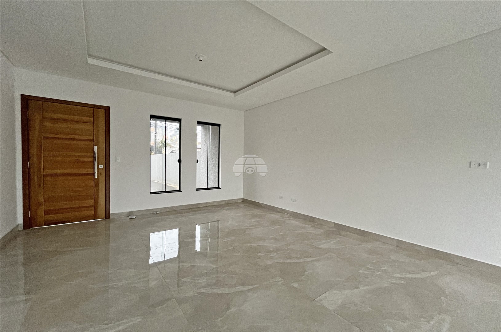 Casa para alugar em Jardim Paloma, Colombo — Portal Chave Fácil