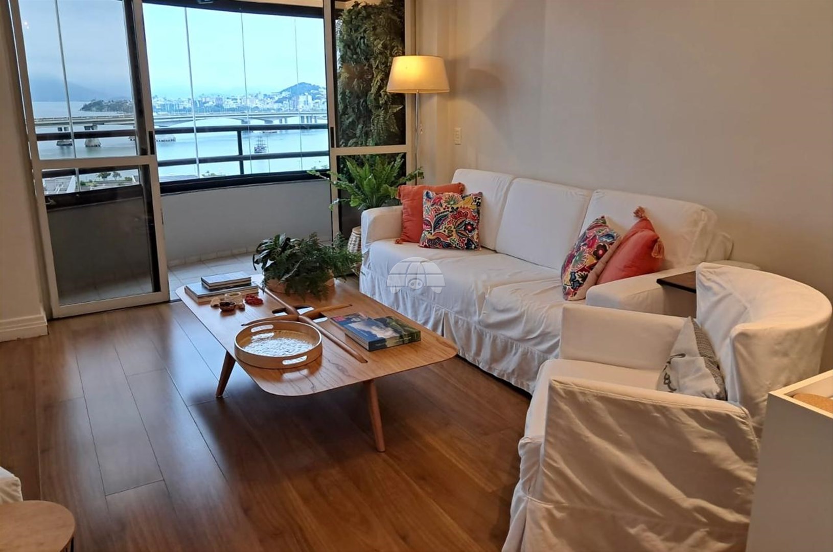 Apartamento à venda em Centro, Florianópolis — Portal Chave Fácil