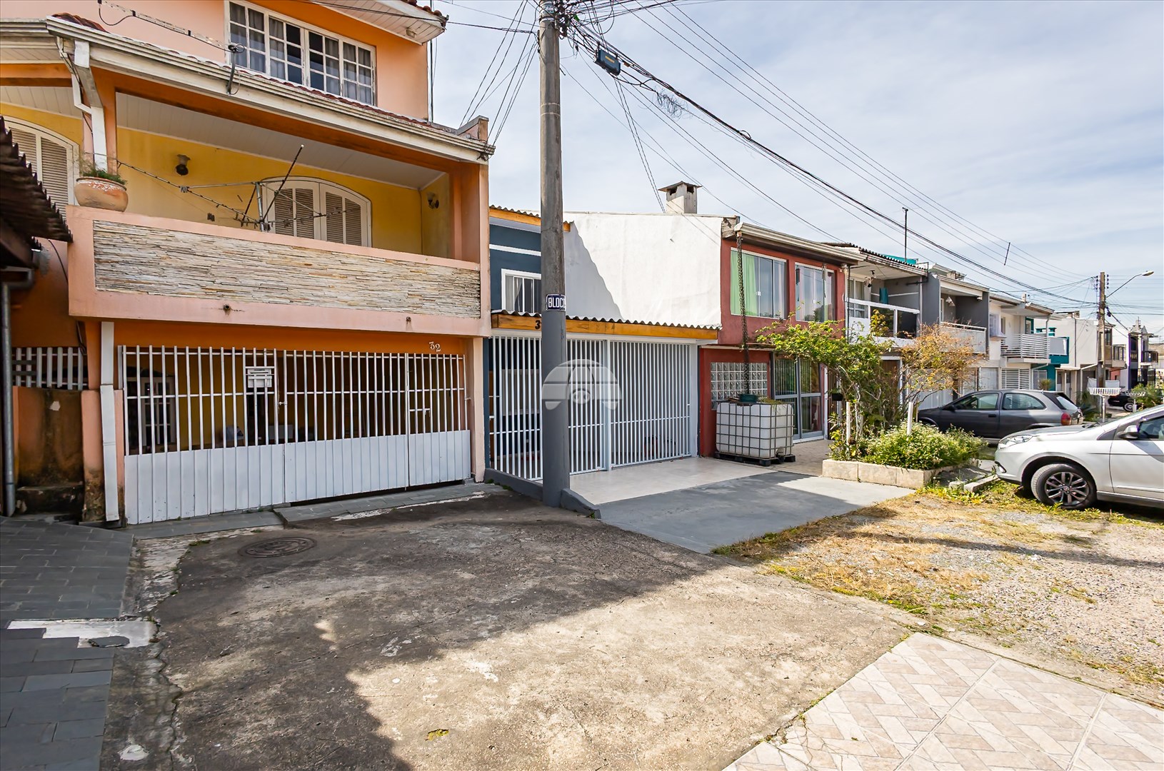 Sobrado à venda em Alto Boqueirão, Curitiba — Portal Chave Fácil