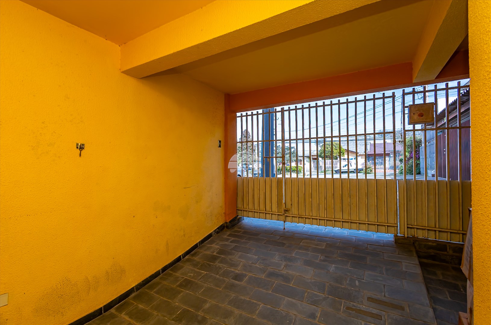 Casa à venda em Alto Boqueirão, Curitiba — Portal Chave Fácil