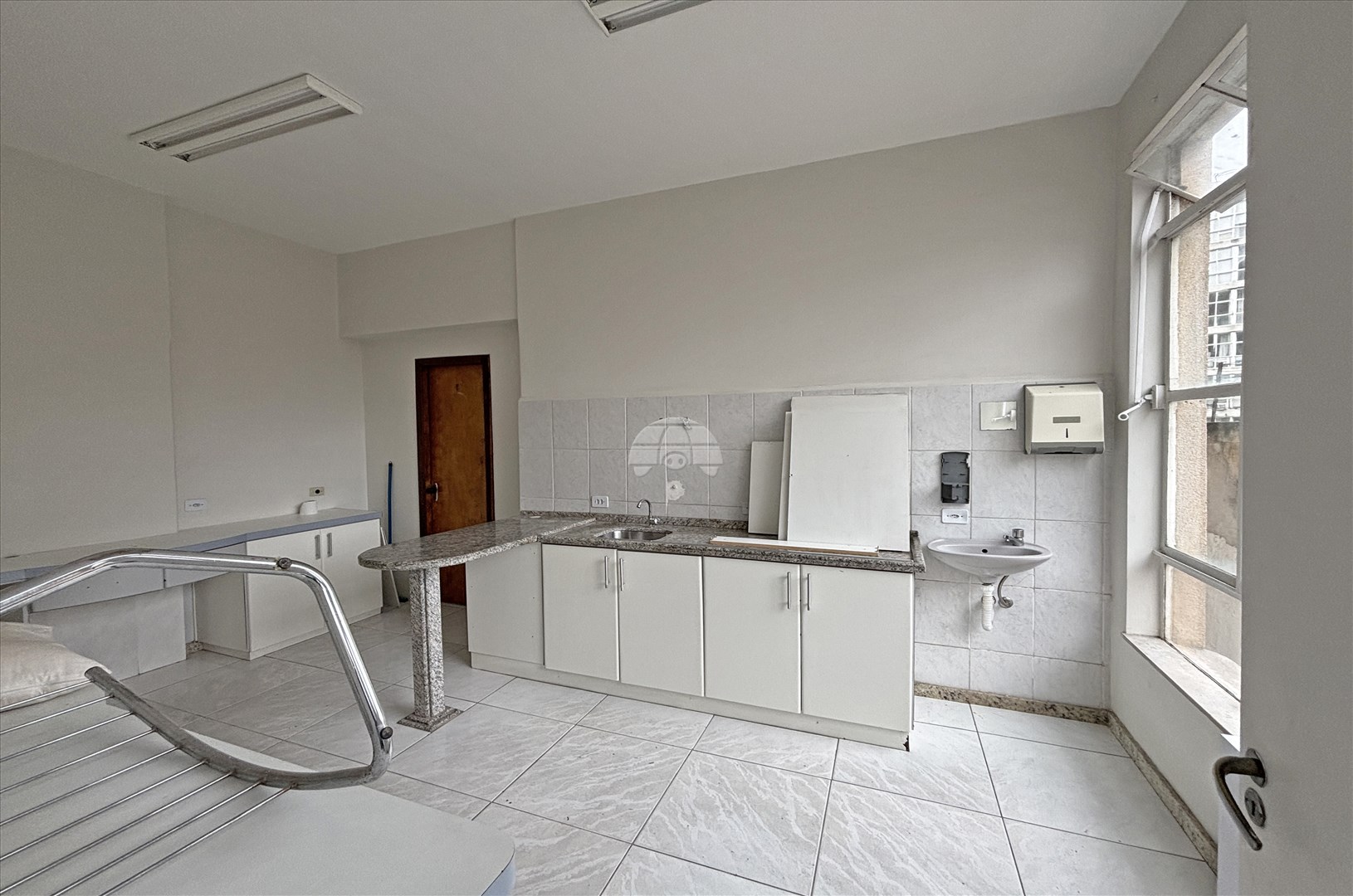 Sala/Conjunto Comercial para alugar em Centro, Curitiba — MAFI ADMINISTRADORA DE IMOVEIS LTDA