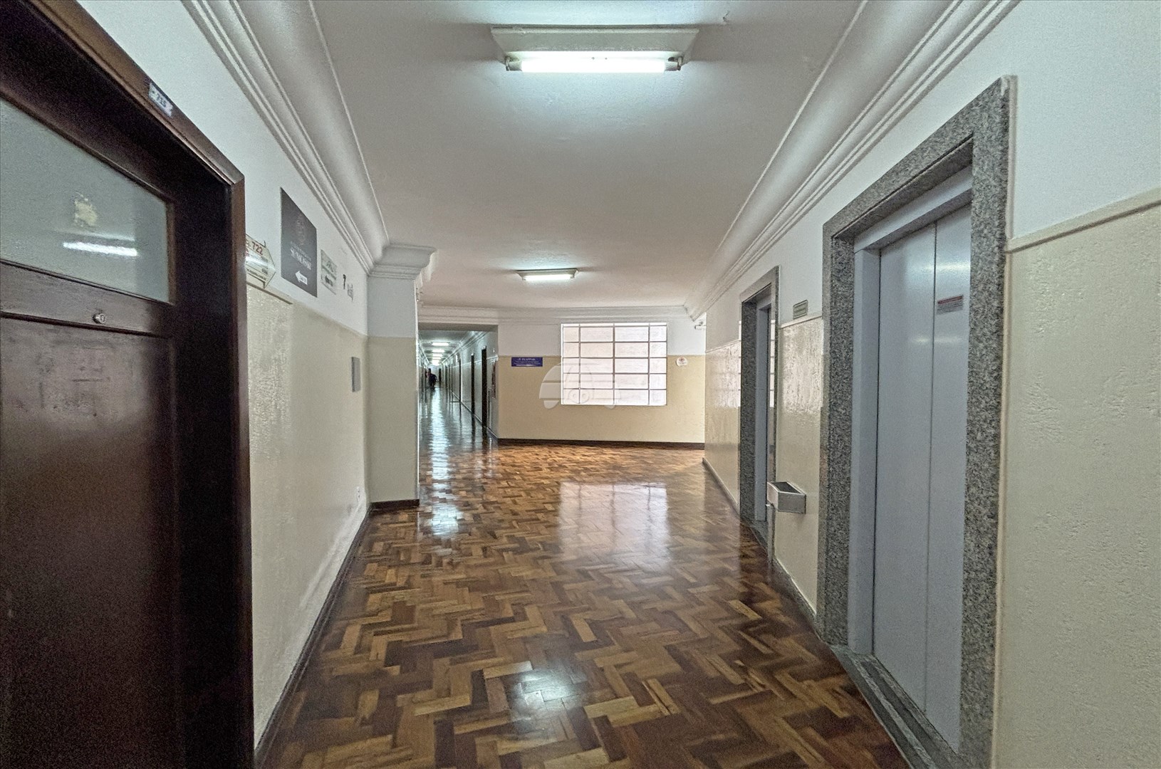 Sala/Conjunto Comercial para alugar em Centro, Curitiba — MAFI ADMINISTRADORA DE IMOVEIS LTDA