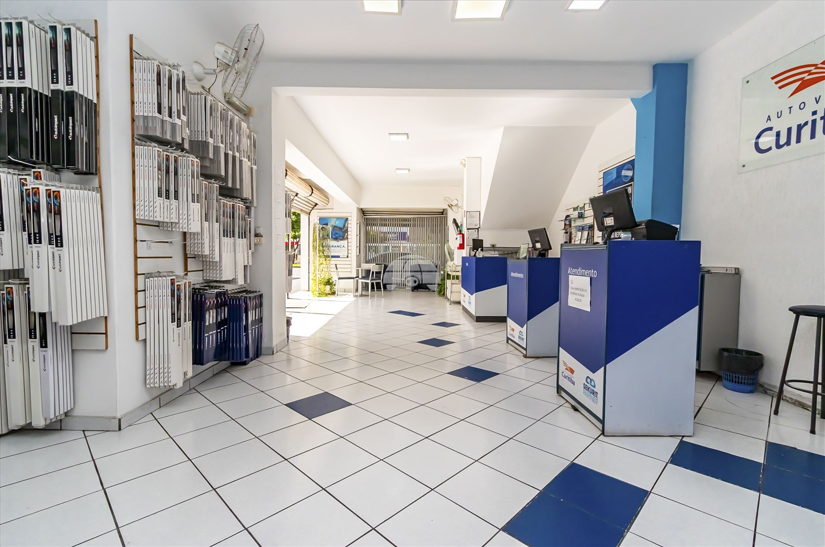 Prédio Comercial/Residencial para Venda no Bairro Centro ref. 215282 (8 / 10)