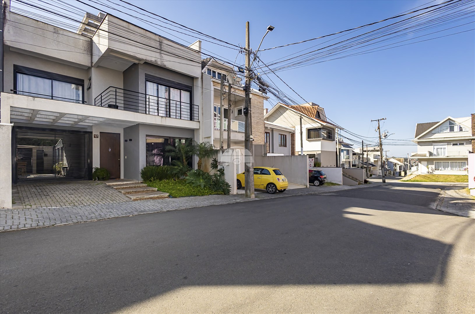 Casa à venda em Cachoeira, Curitiba — Portal Chave Fácil