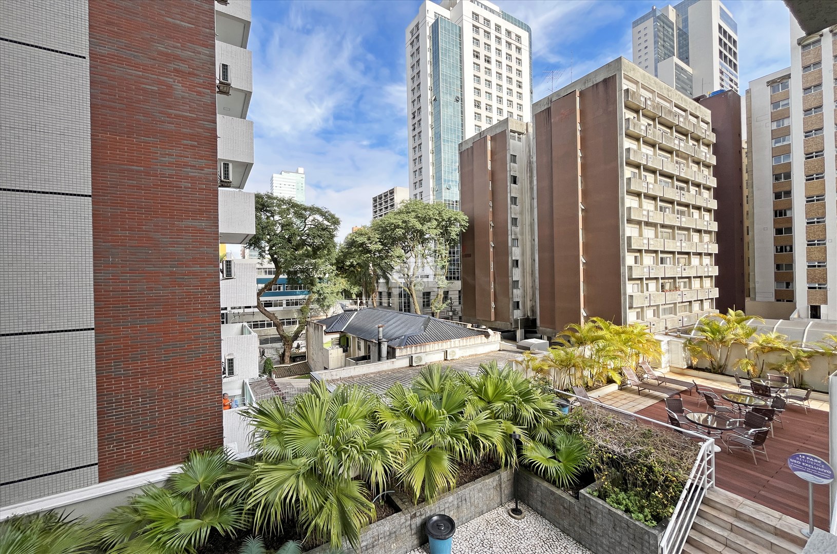 Apartamento para alugar em Centro, Curitiba — Portal Chave Fácil