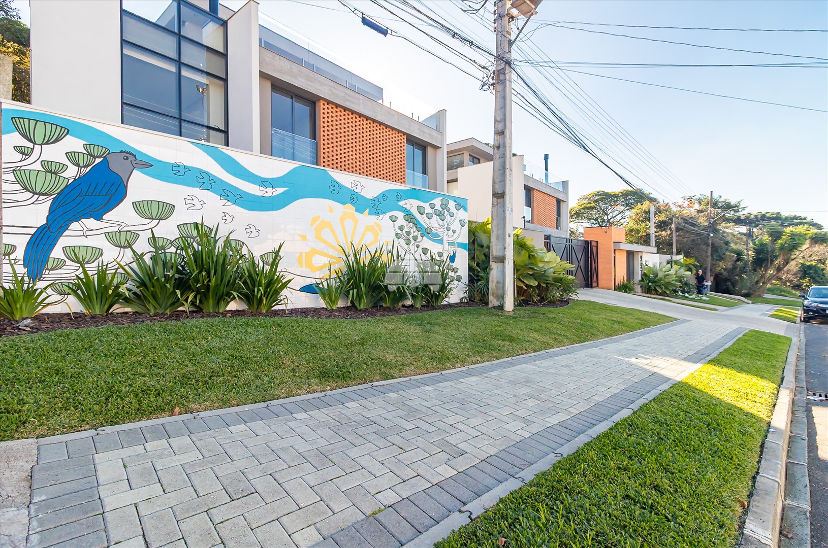 Sobrado Residencial para Venda no Bairro Hauer ref. 221457 (10 / 10)
