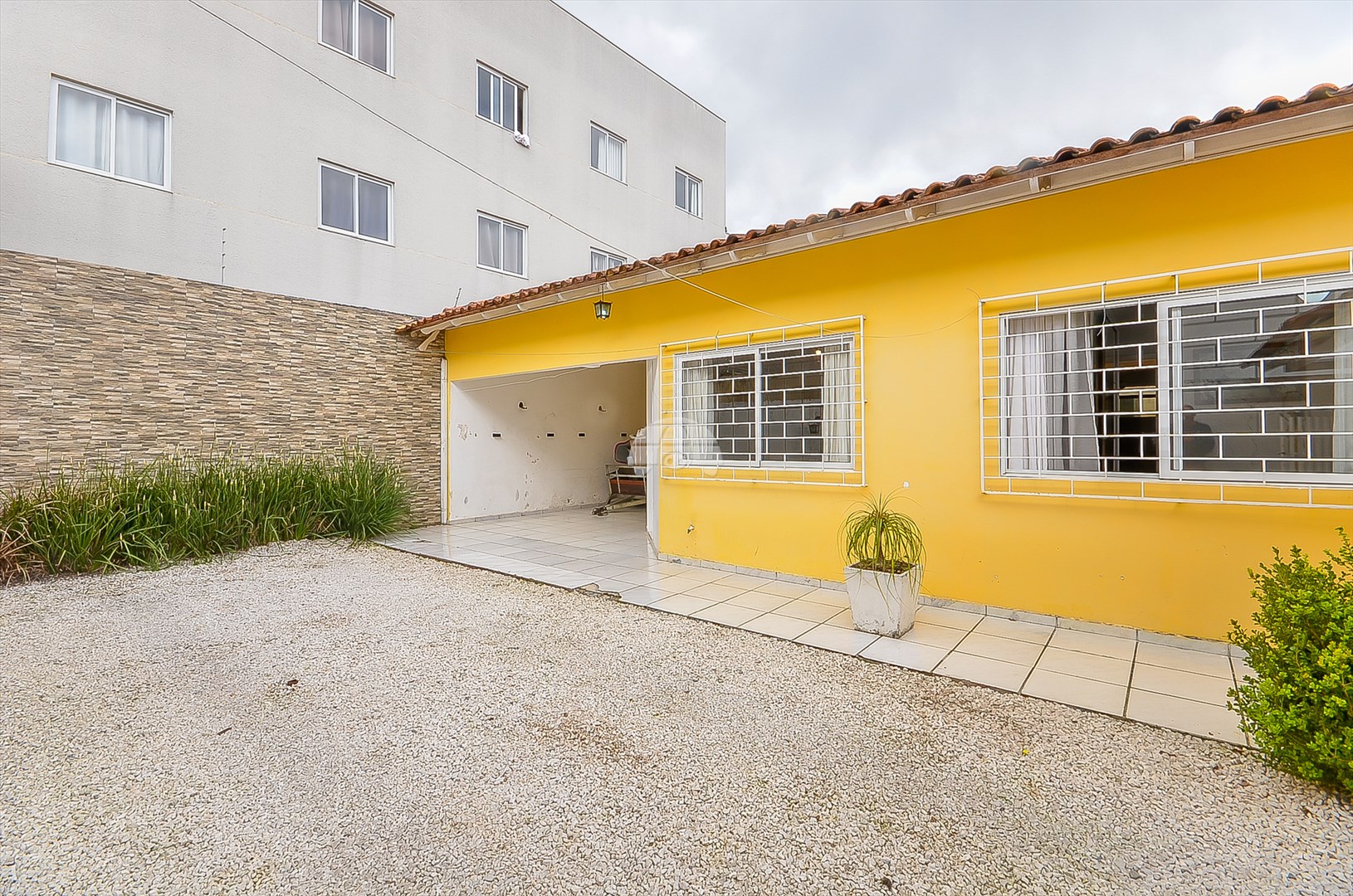 Casa à venda em Jardim Paulista, Campina Grande do Sul — Toyo Imóveis - Curitiba/PR