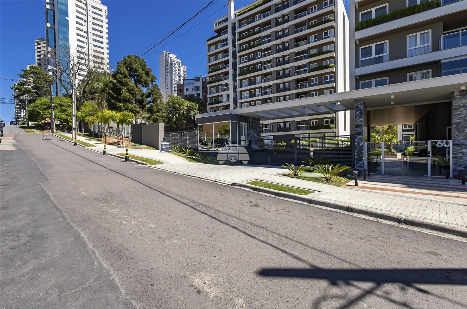 Apartamento à venda em Campo Comprido, Curitiba — Portal Chave Fácil