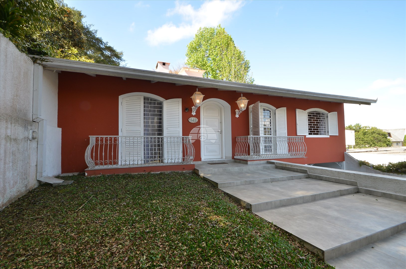 Casa à venda em Vista Alegre, Curitiba — Portal Chave Fácil