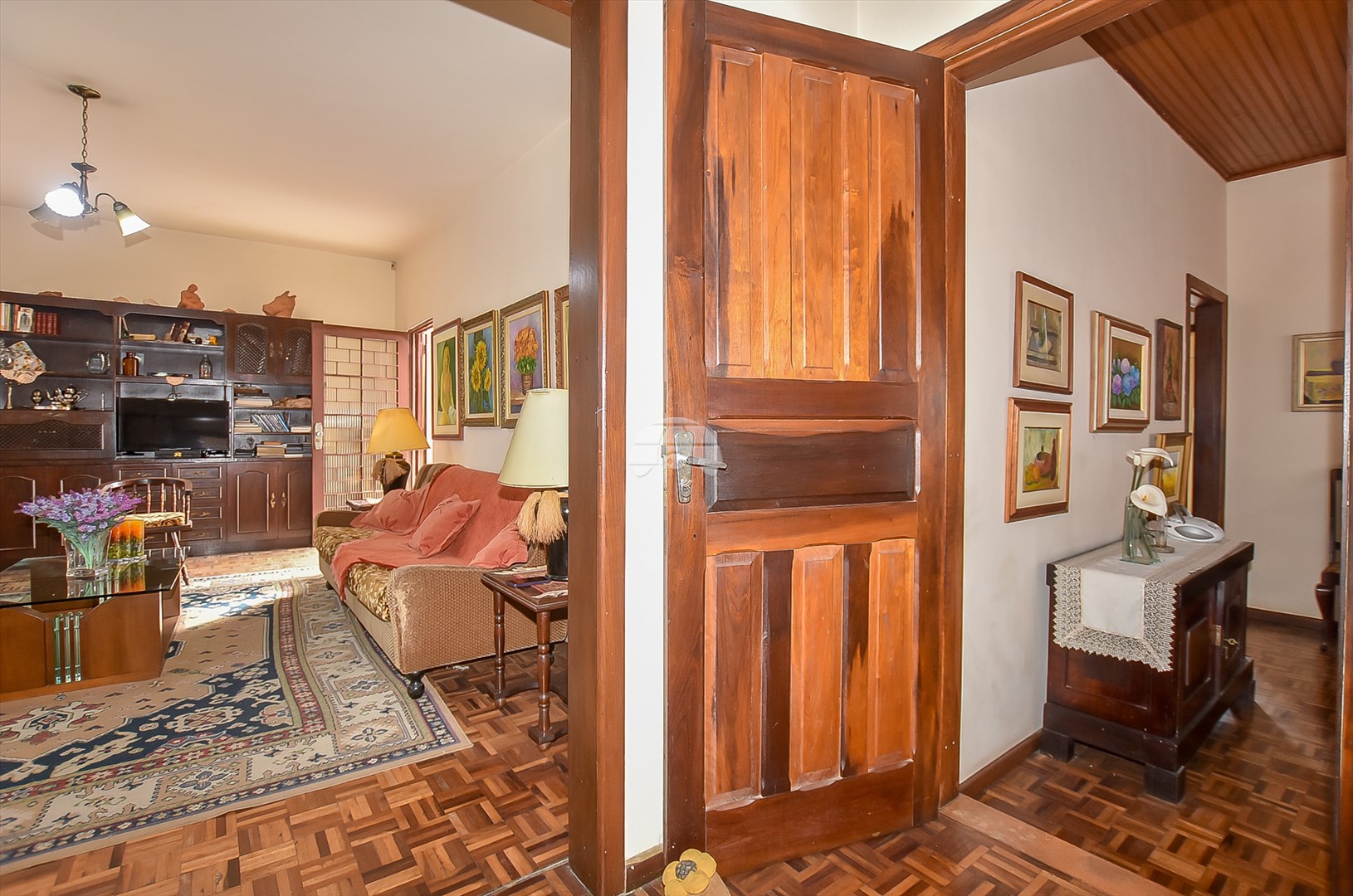 Casa à venda em Tarumã, Curitiba — Portal Chave Fácil