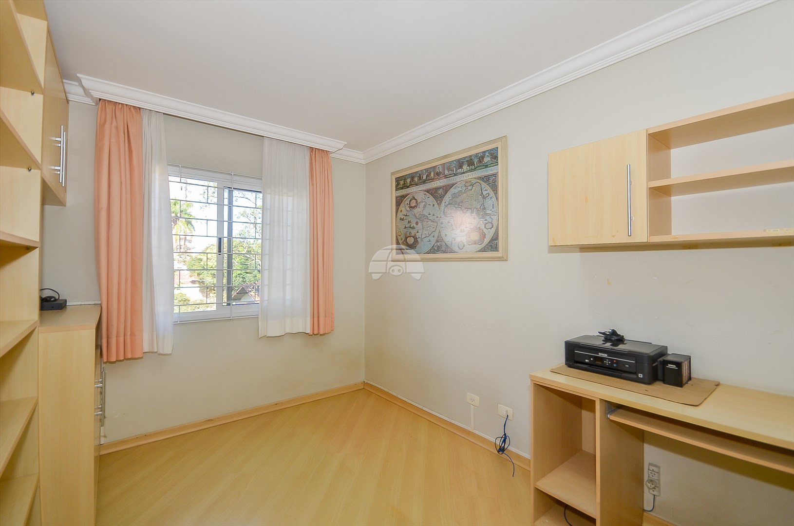 Casa à venda em Cabral, Curitiba — Imobiliária Andrade
