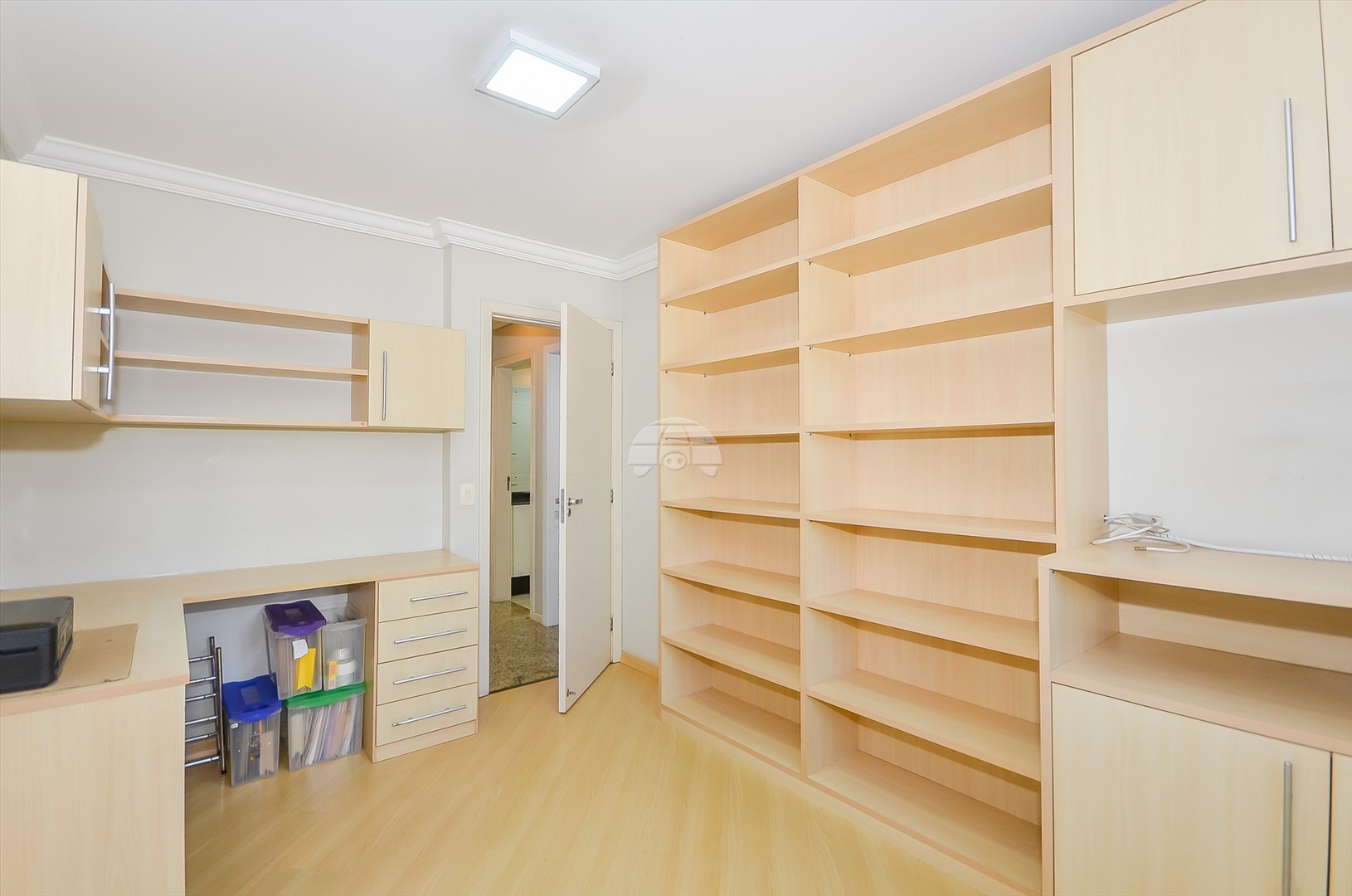 Casa à venda em Cabral, Curitiba — Imobiliária Andrade