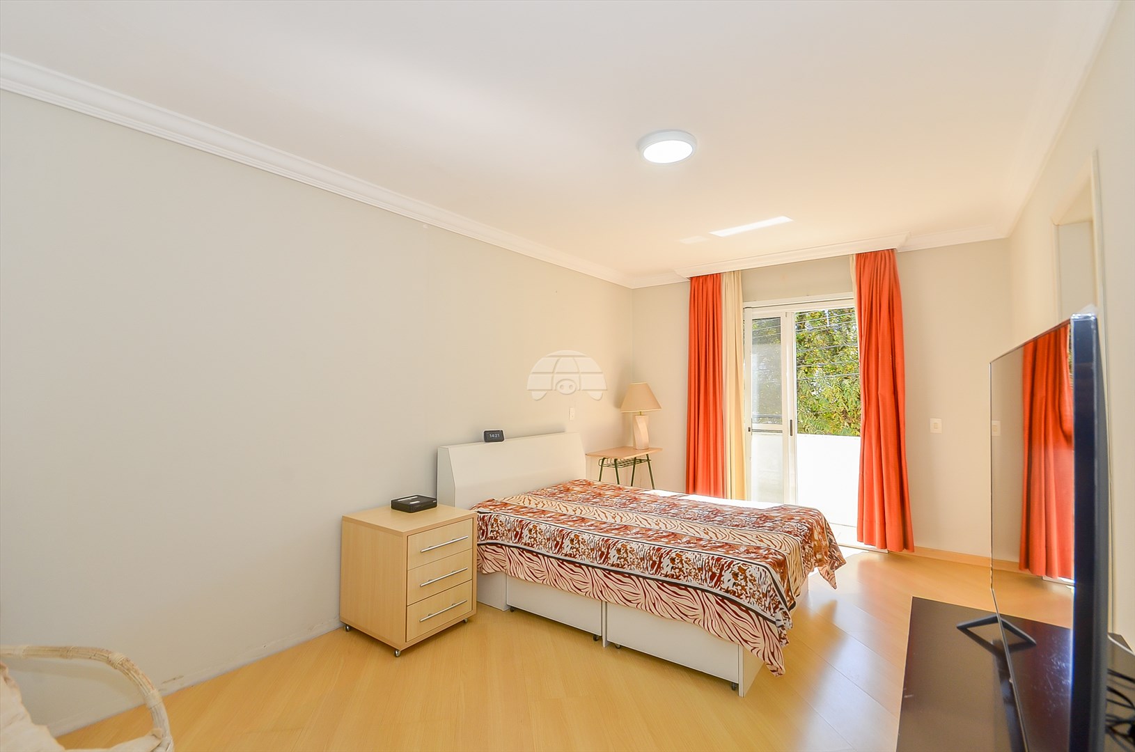 Casa à venda em Cabral, Curitiba — Imobiliária Andrade