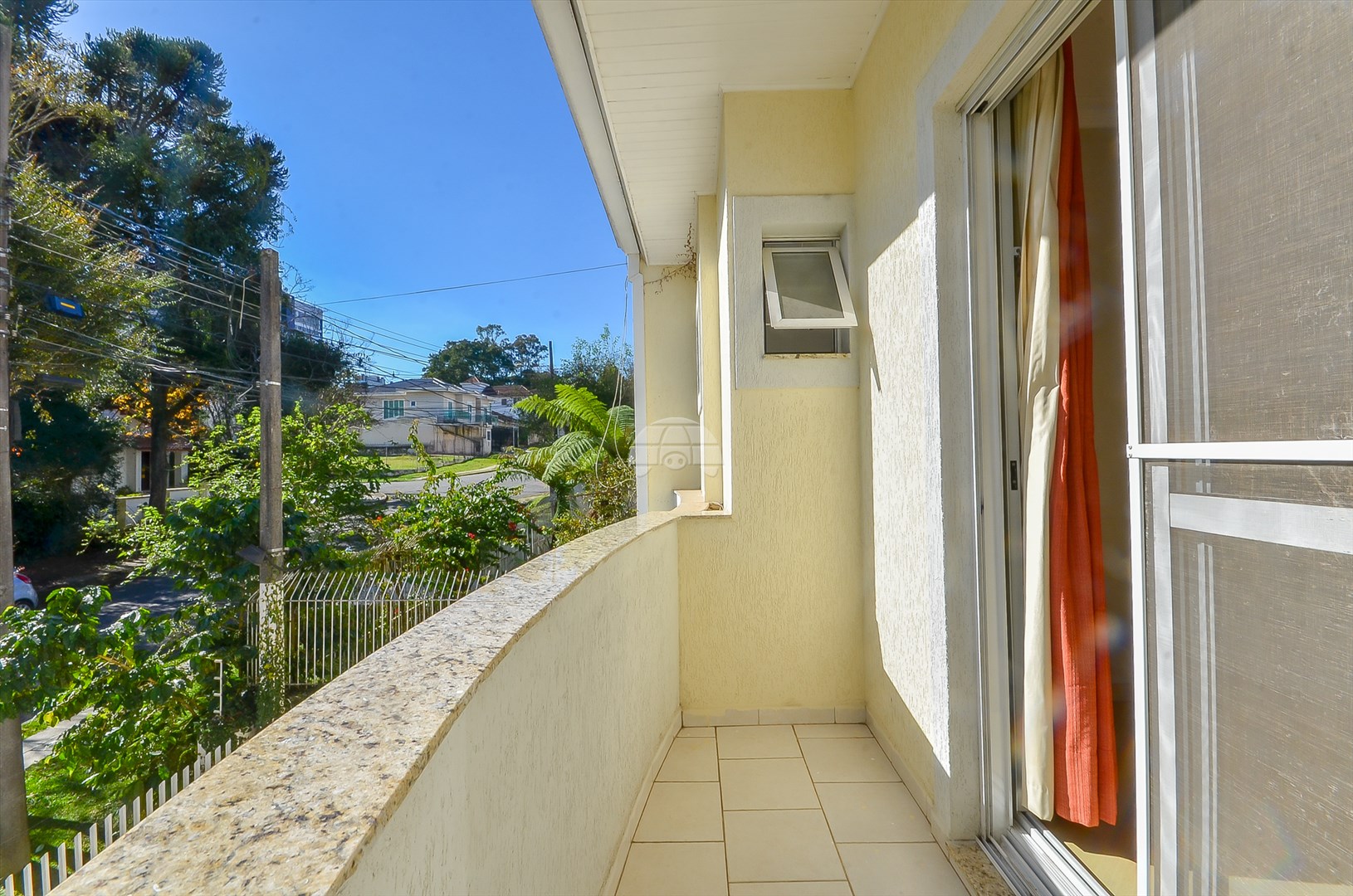 Casa à venda em Cabral, Curitiba — Imobiliária Andrade