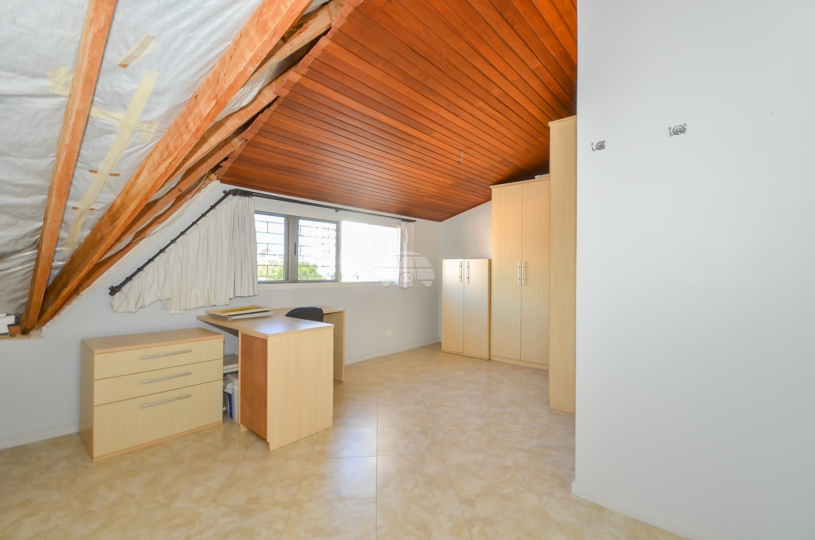 Casa à venda em Cabral, Curitiba — Imobiliária Andrade