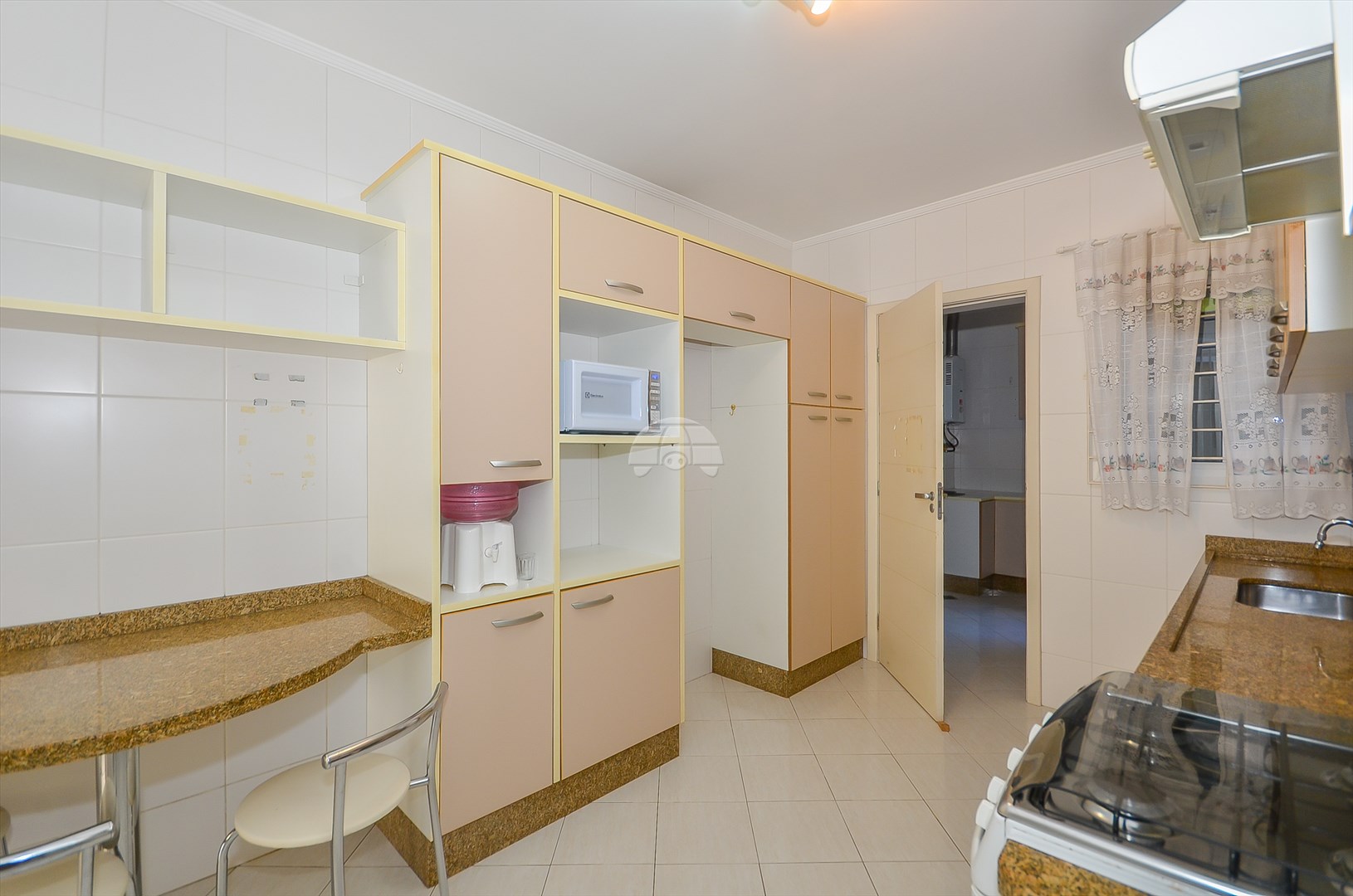 Casa à venda em Cabral, Curitiba — Imobiliária Andrade