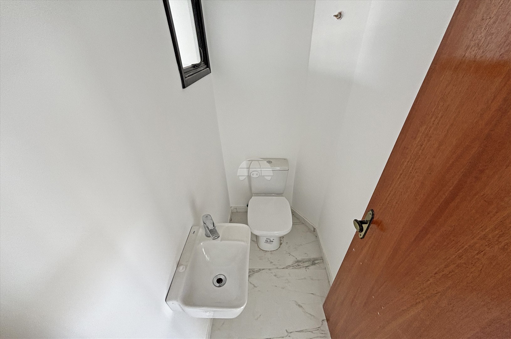 Sobrado para alugar em Jardim Cláudia, Pinhais — Portal Chave Fácil