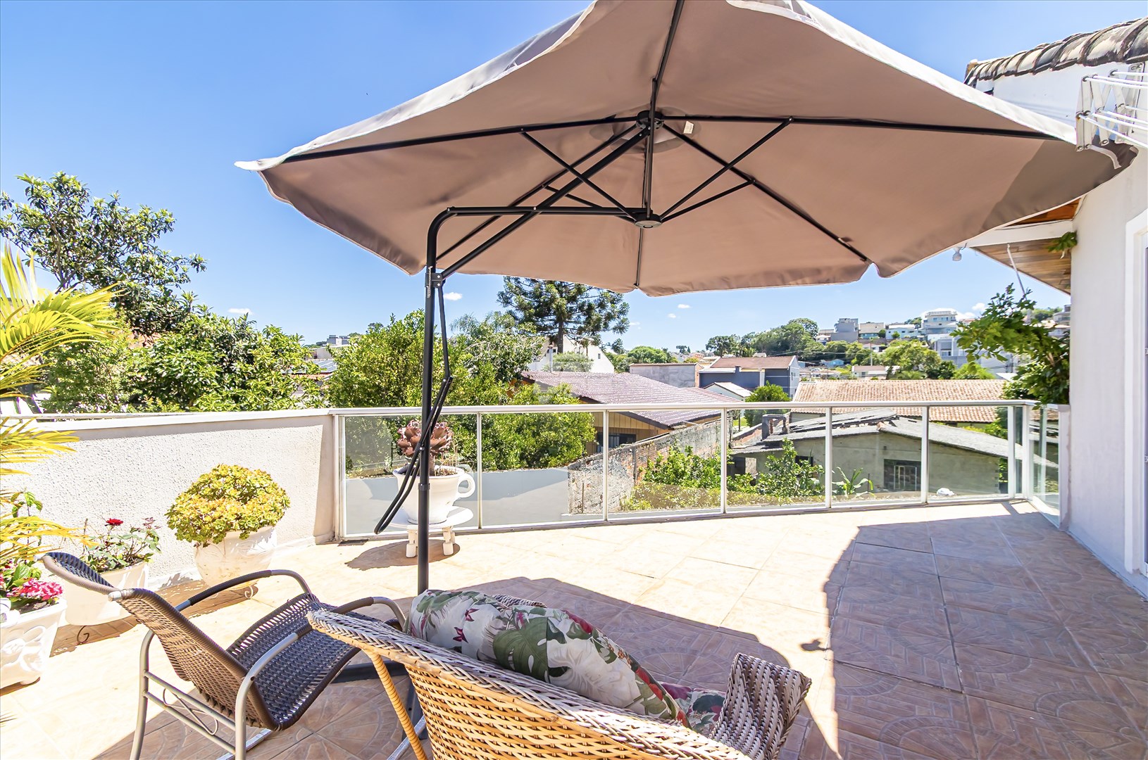 Casa à venda em Uberaba, Curitiba — Imóveis em Curitiba - Jamaica Imóveis