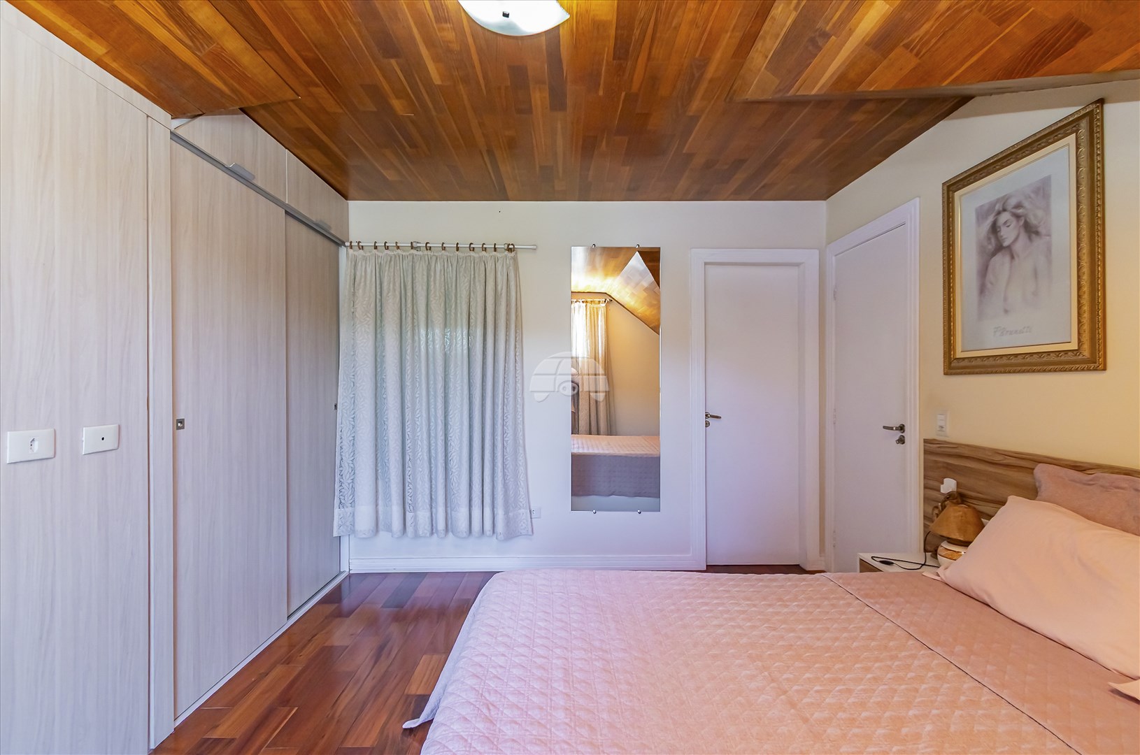 Casa à venda em Uberaba, Curitiba — Imóveis em Curitiba - Jamaica Imóveis