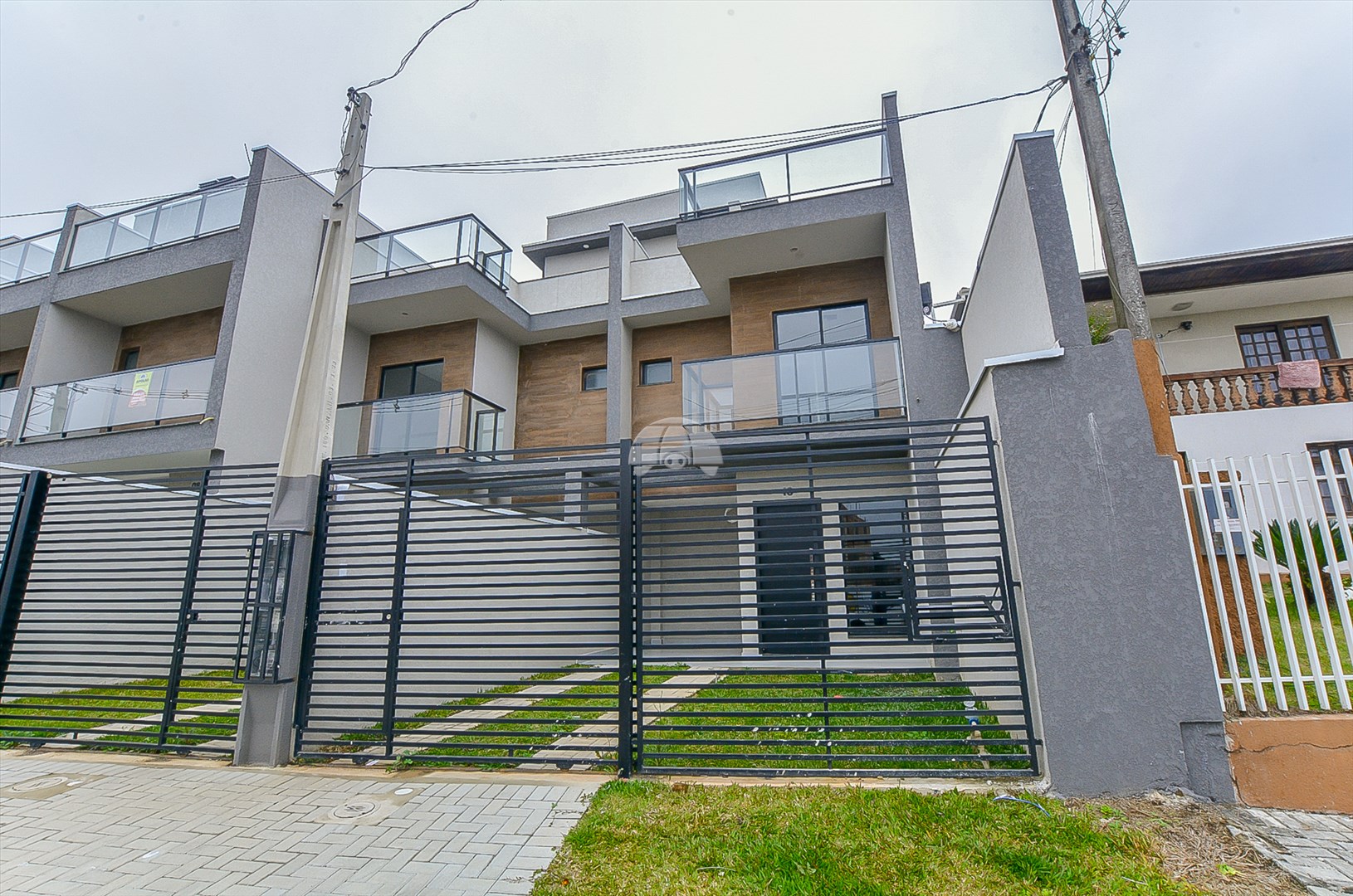 Casa à venda em Pinheirinho, Curitiba — Portal Chave Fácil