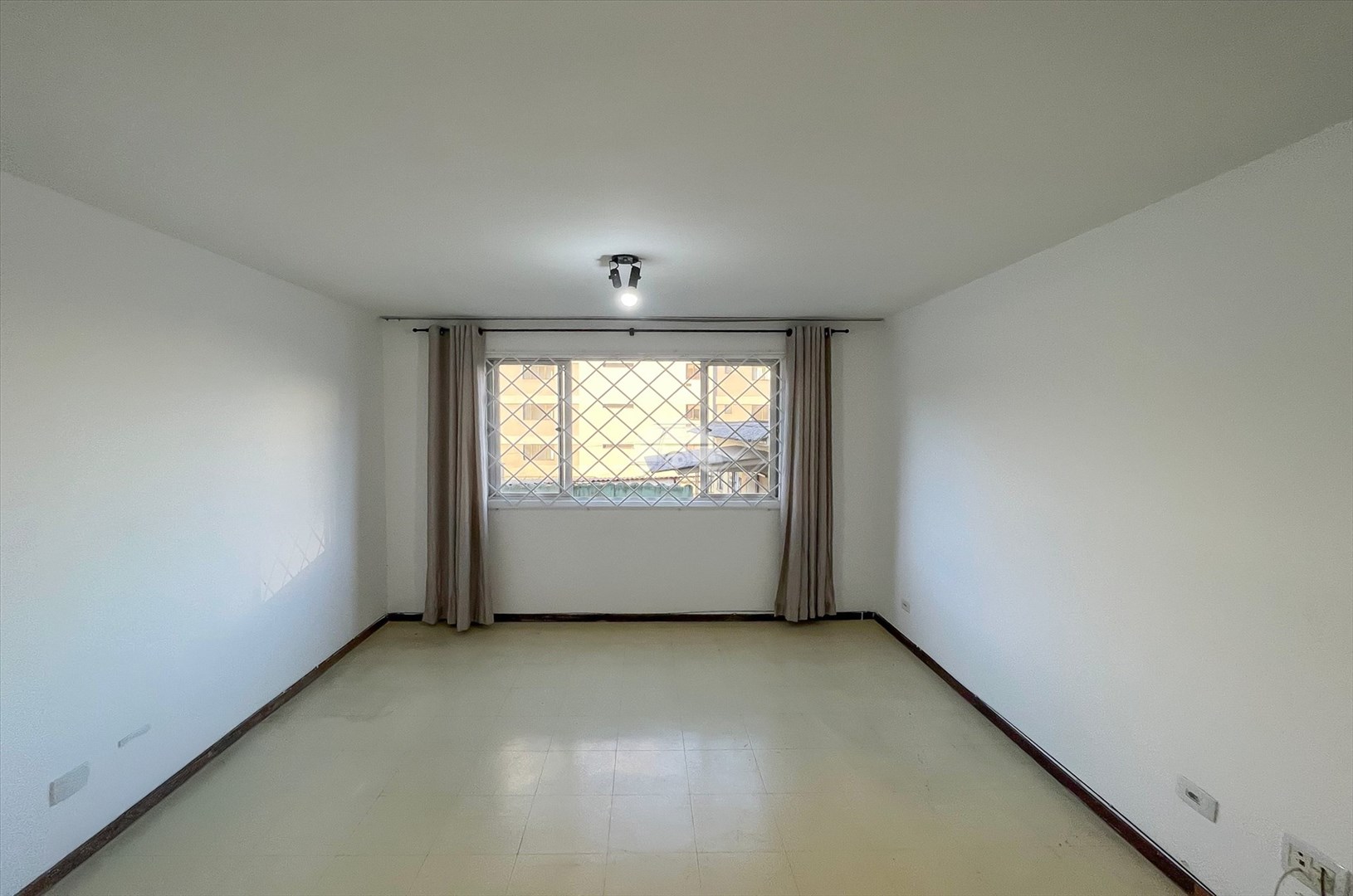Apartamento à venda em Portão, Curitiba — Portal Chave Fácil