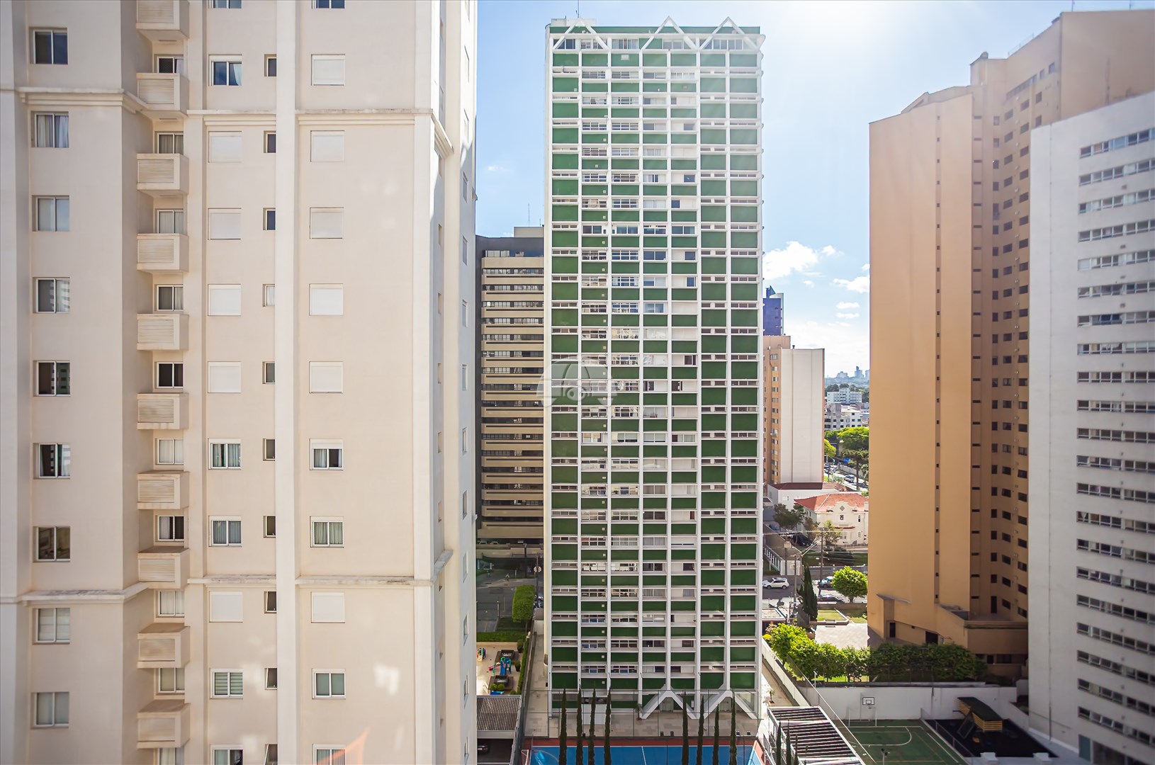 Apartamento Residencial para Venda no Bairro Batel ref. 221942 (9 / 10)