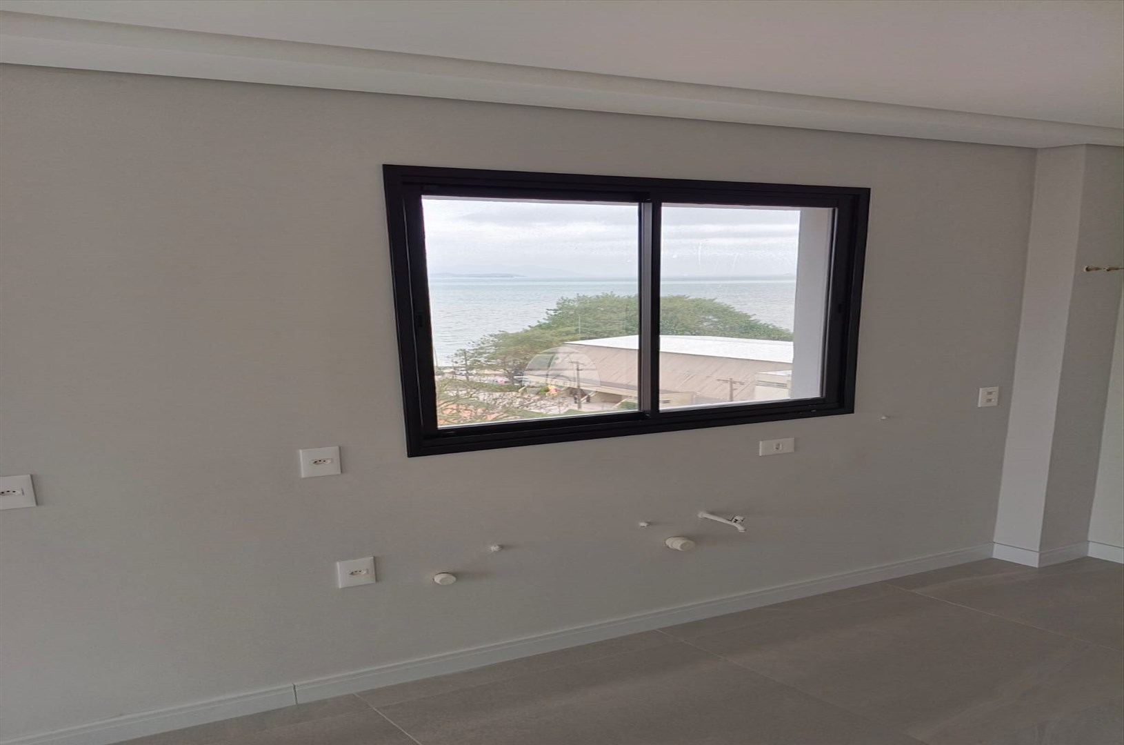 Apartamento à venda em Coqueiros, Florianópolis — Portal Chave Fácil