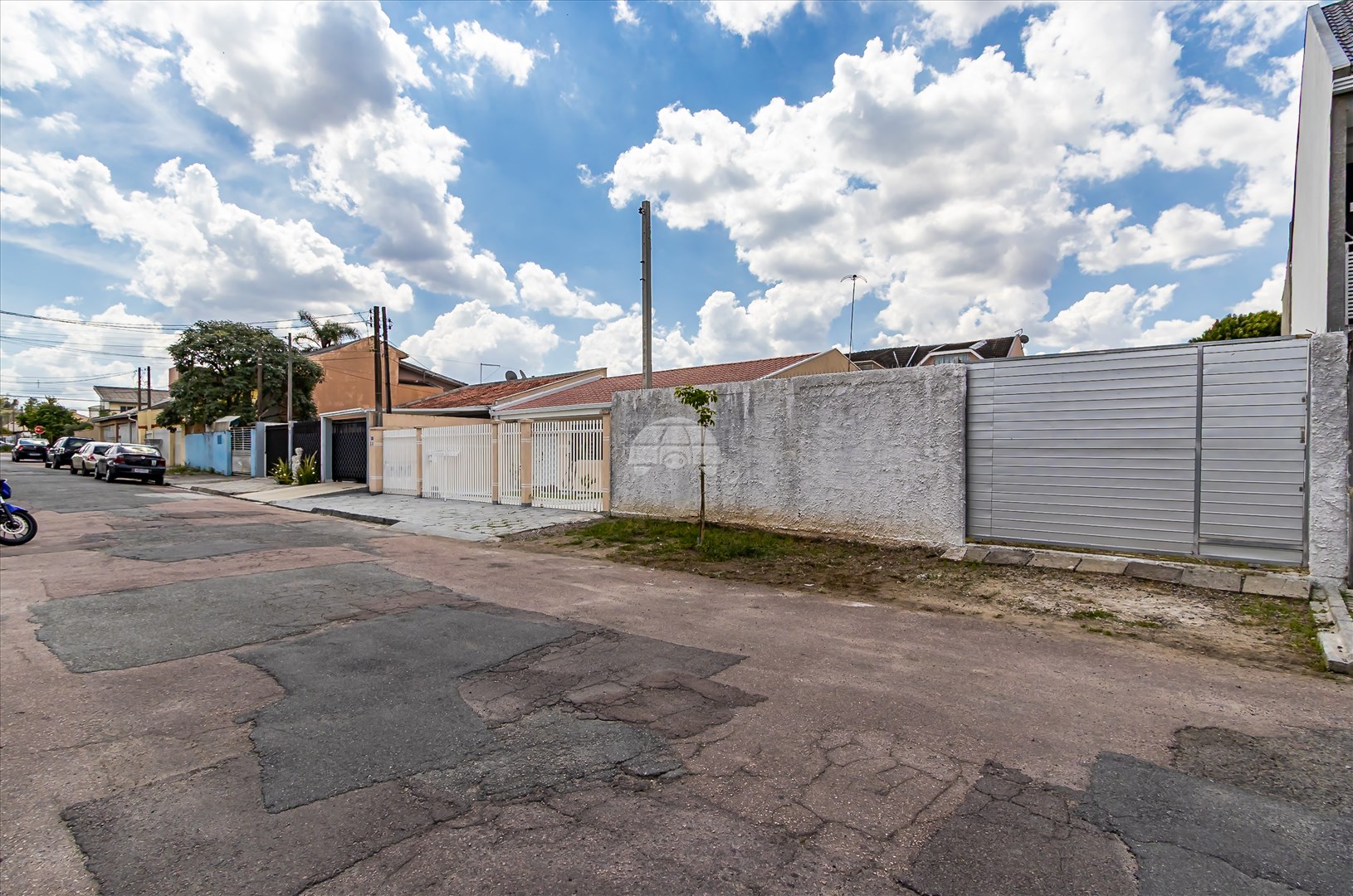 Terreno/Área à venda em Cajuru, Curitiba — Imobiliária Andrade