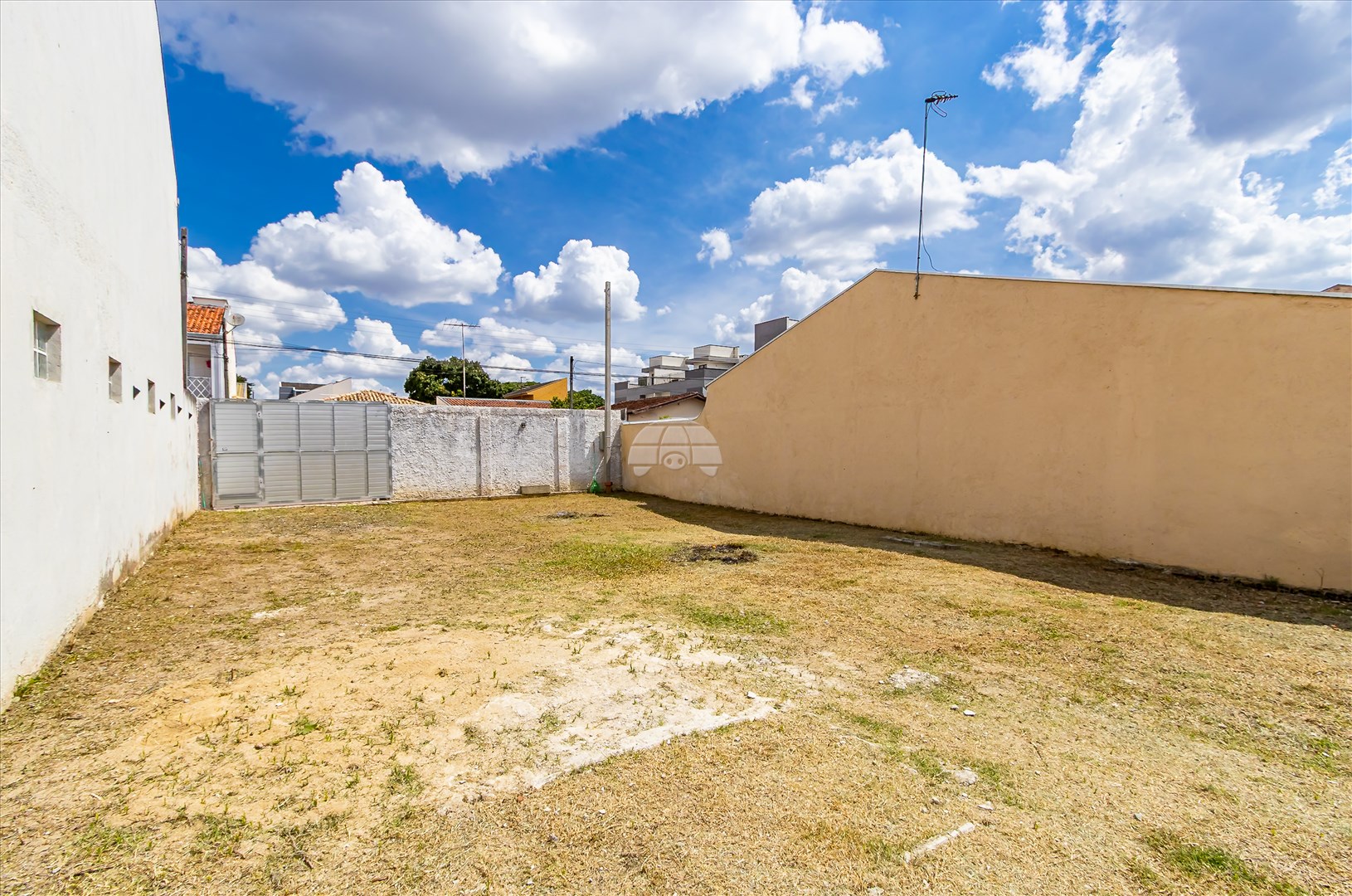 Terreno/Área à venda em Cajuru, Curitiba — Portal Chave Fácil