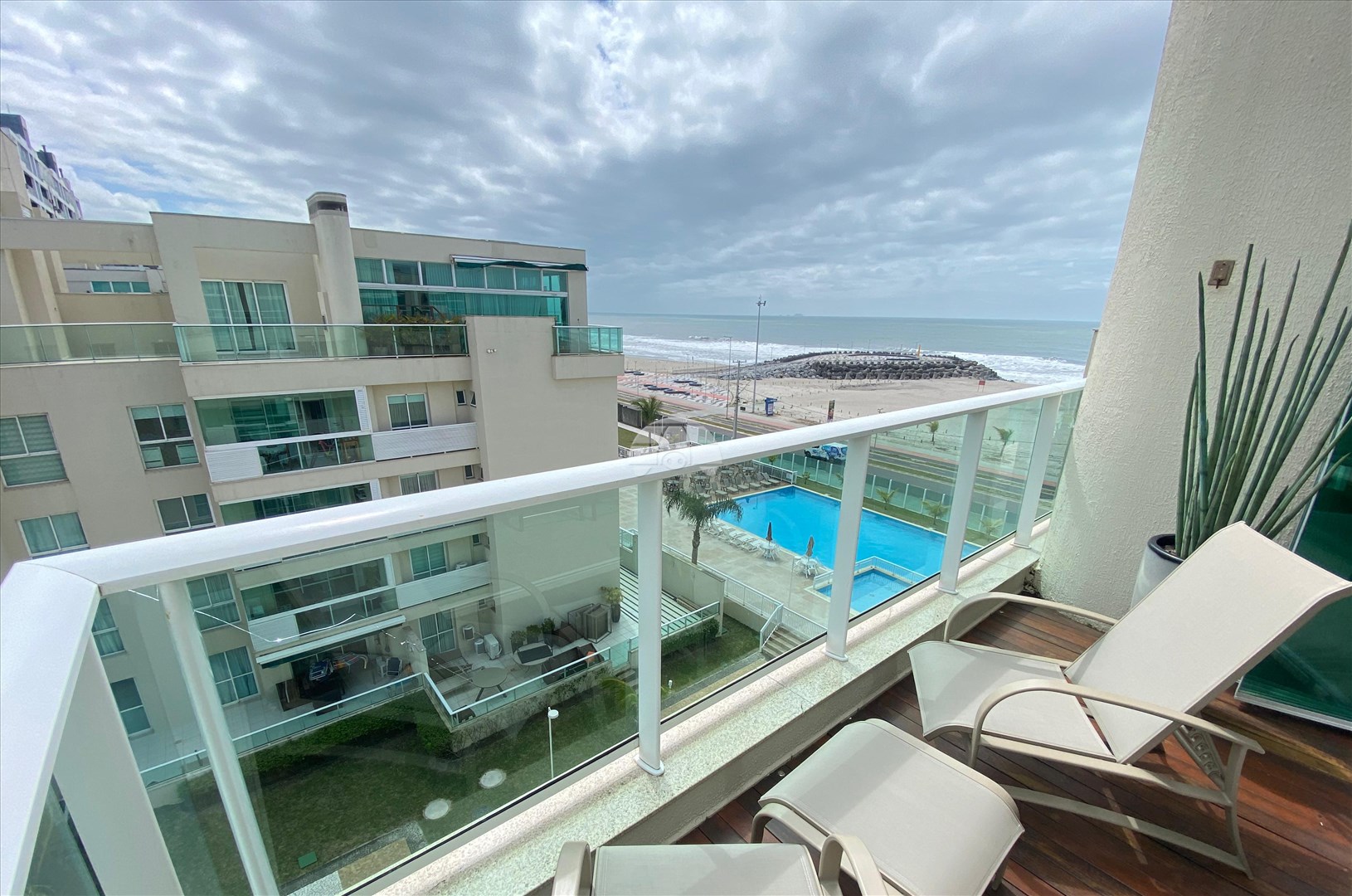 Apartamento à venda em Albatroz, Matinhos — Portal Chave Fácil