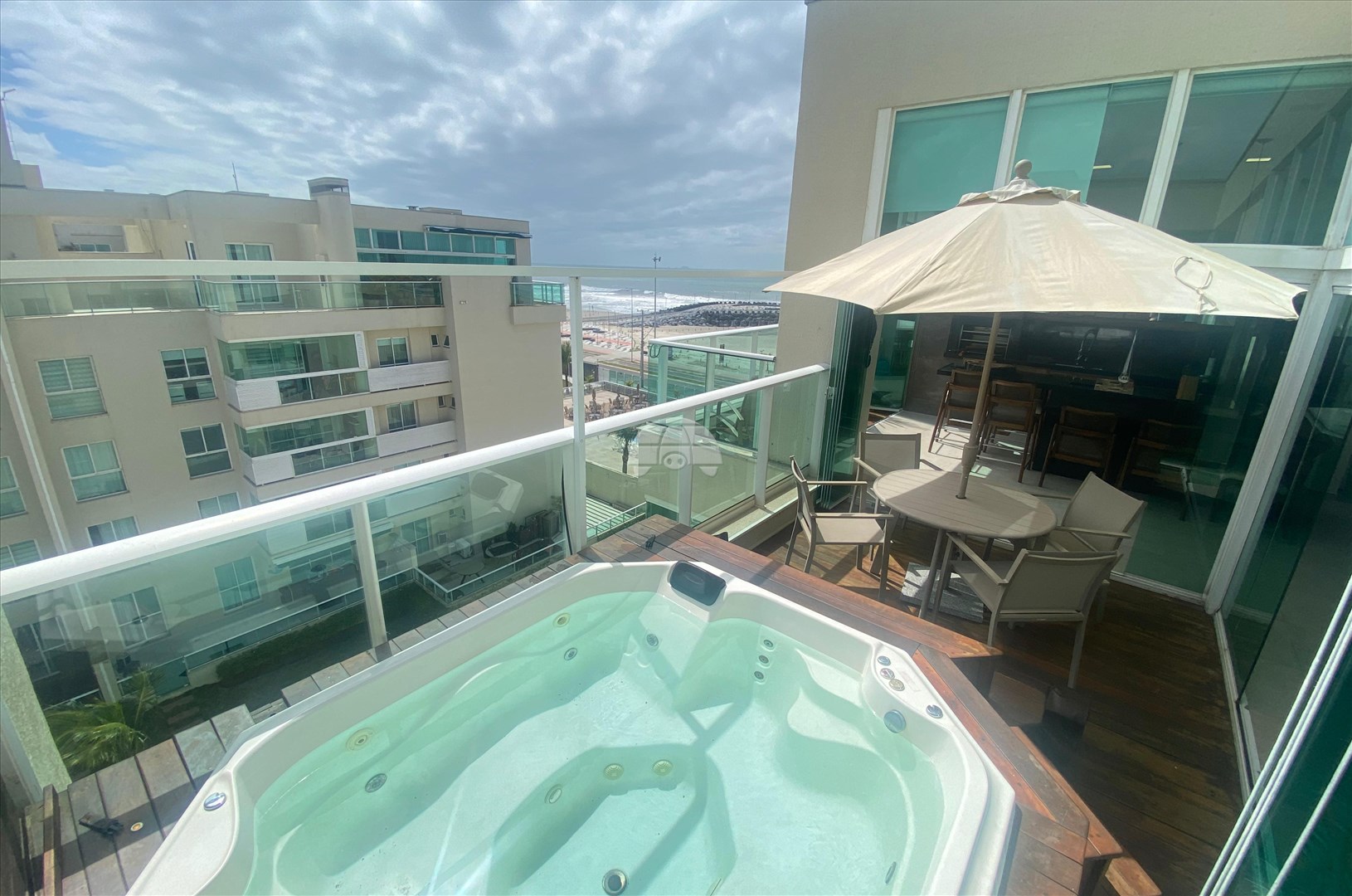 Apartamento à venda em Albatroz, Matinhos — Portal Chave Fácil