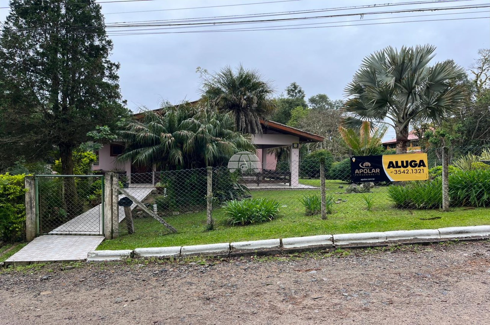 Casa para alugar em Vila Franca, Piraquara — Portal Chave Fácil