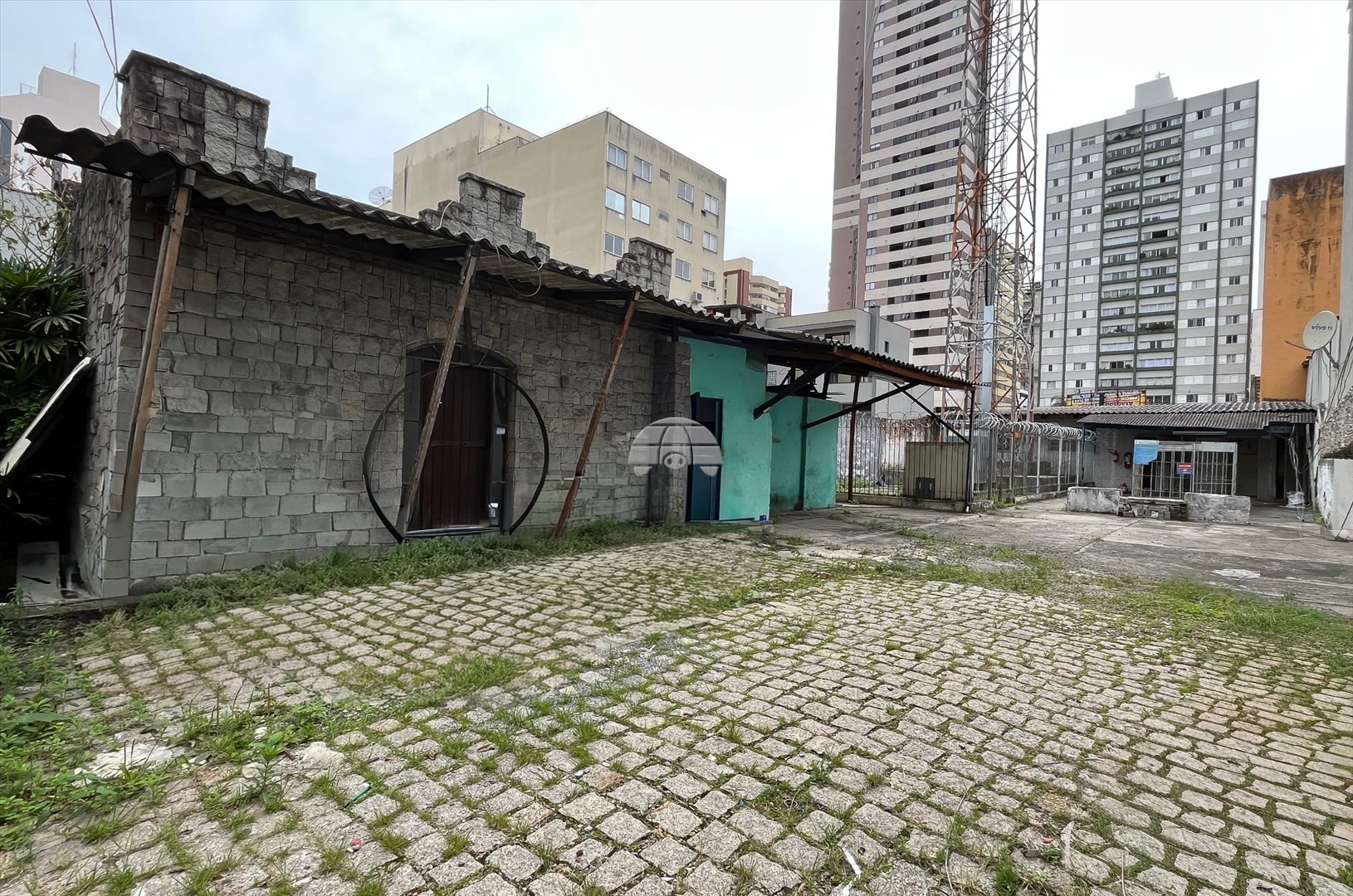 Sala/Conjunto Comercial para alugar em Centro, Curitiba — Portal Chave Fácil