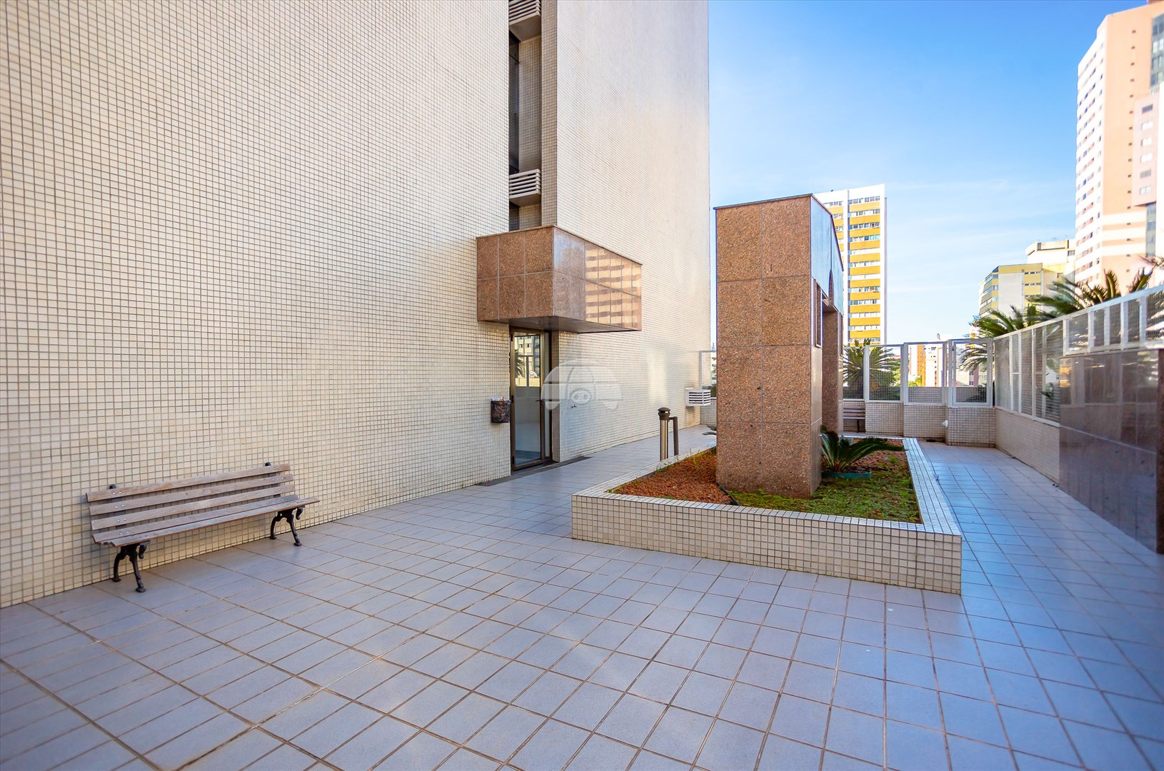Sala/Conjunto Comercial à venda em Centro, Curitiba — Toyo Imóveis - Curitiba/PR