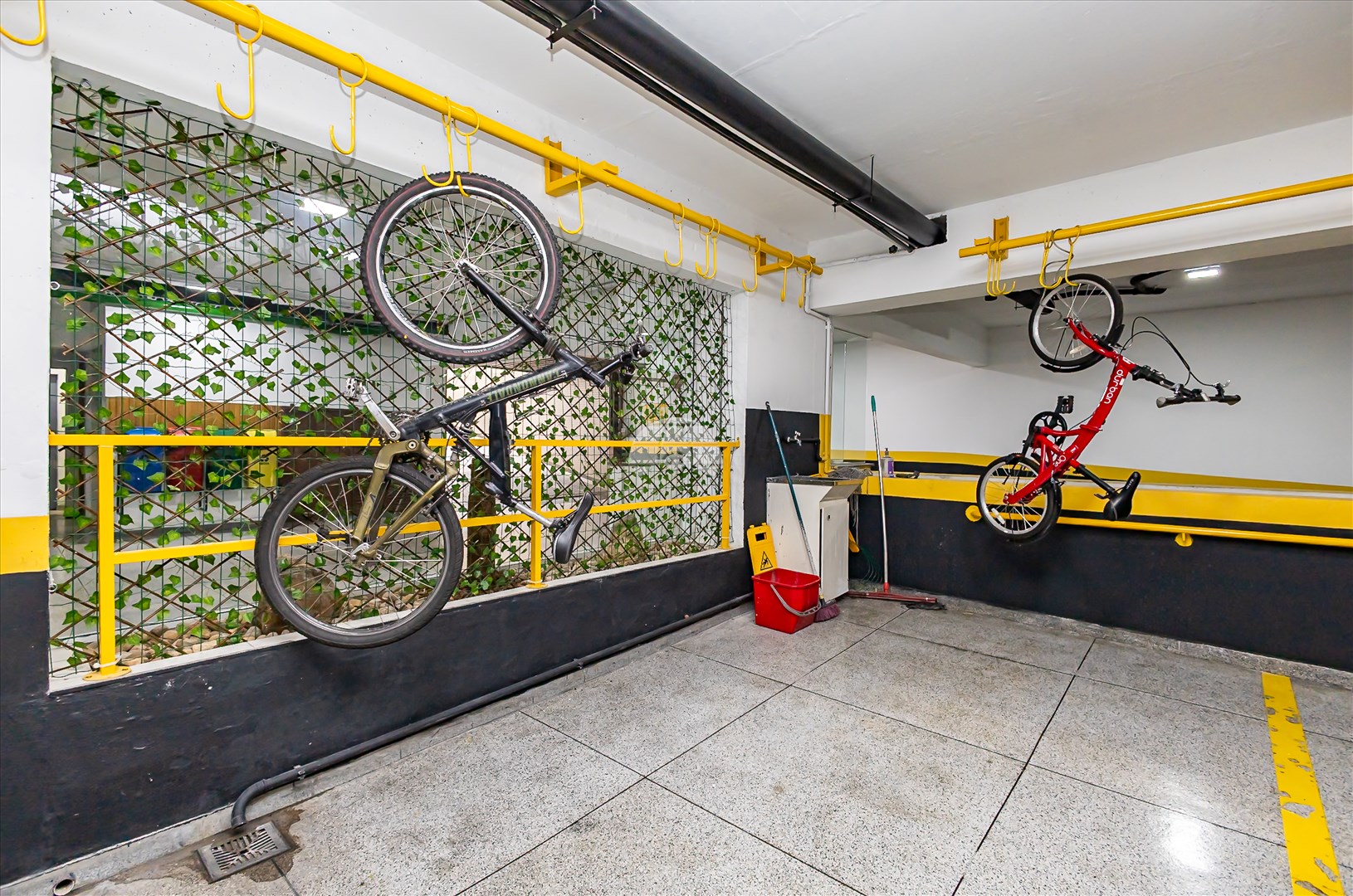 Sala/Conjunto Comercial à venda em Centro, Curitiba — Toyo Imóveis - Curitiba/PR