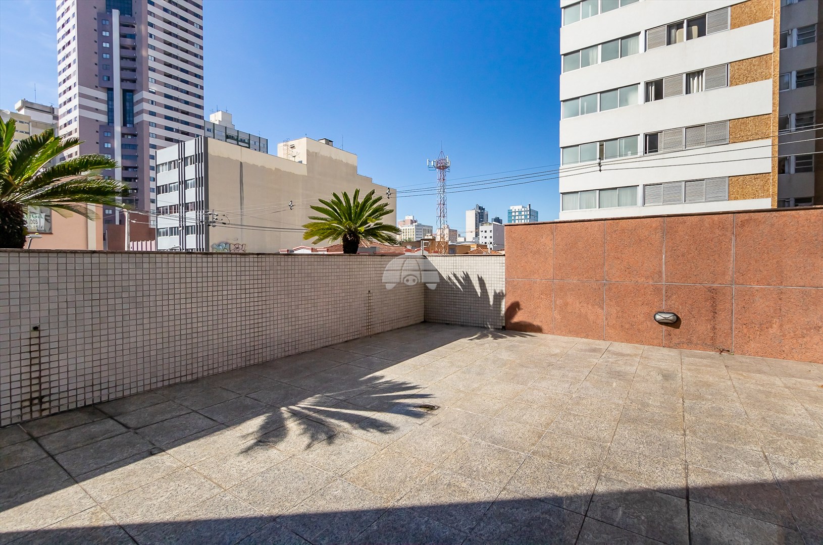 Sala/Conjunto Comercial à venda em Centro, Curitiba — Toyo Imóveis - Curitiba/PR
