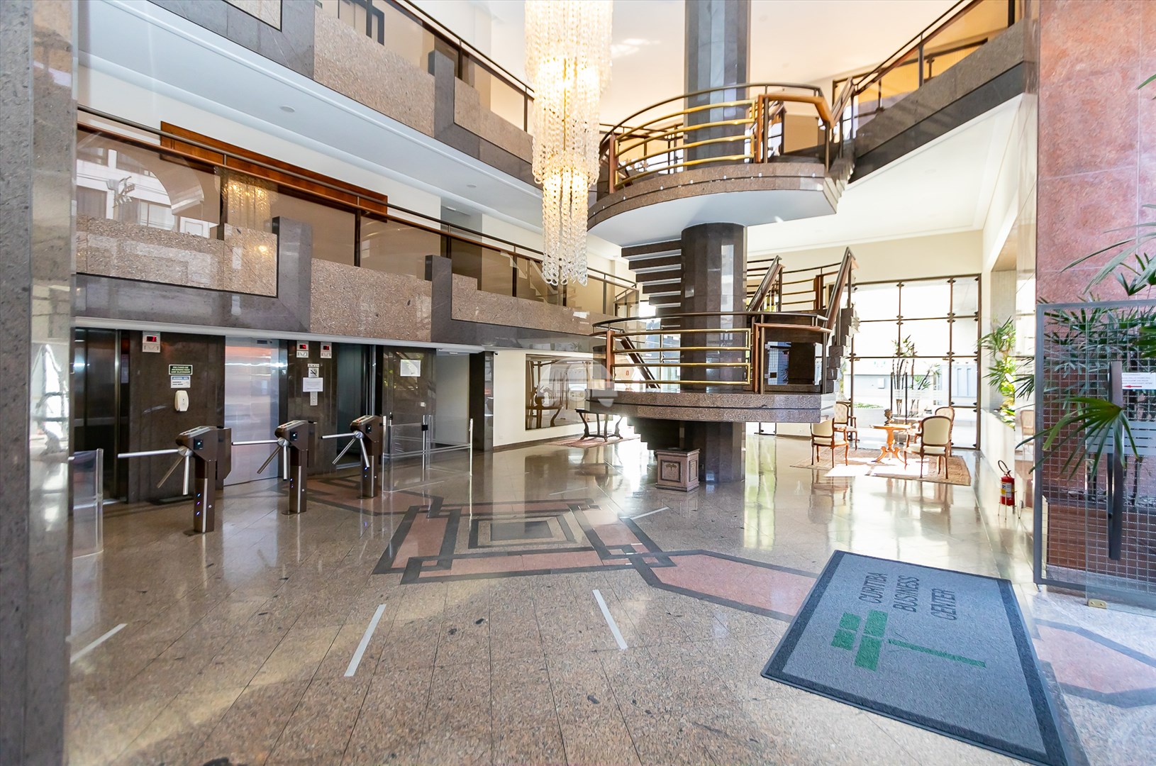 Sala/Conjunto Comercial à venda em Centro, Curitiba — Toyo Imóveis - Curitiba/PR