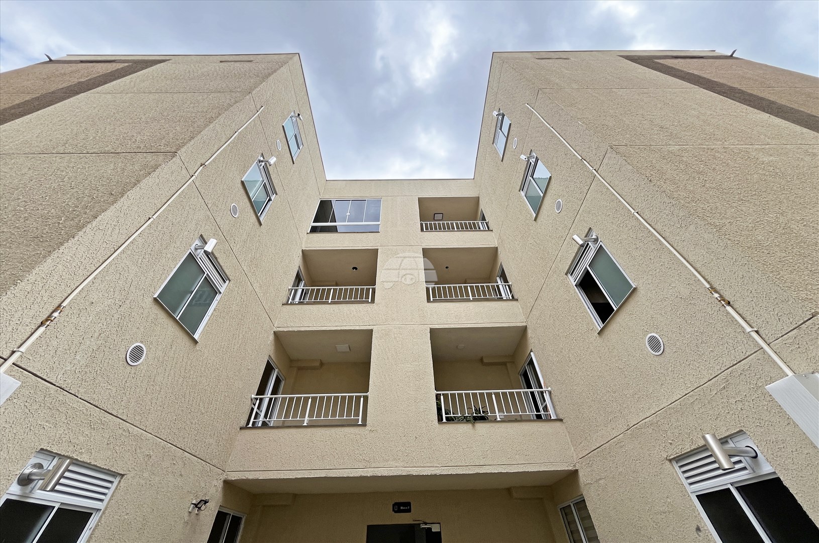 Apartamento para alugar em Tindiquera, Araucária — Portal Chave Fácil