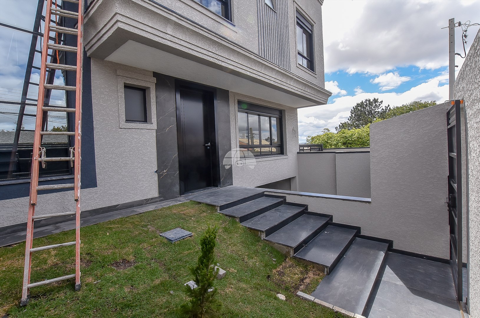 Casa à venda em Uberaba, Curitiba — Portal Chave Fácil