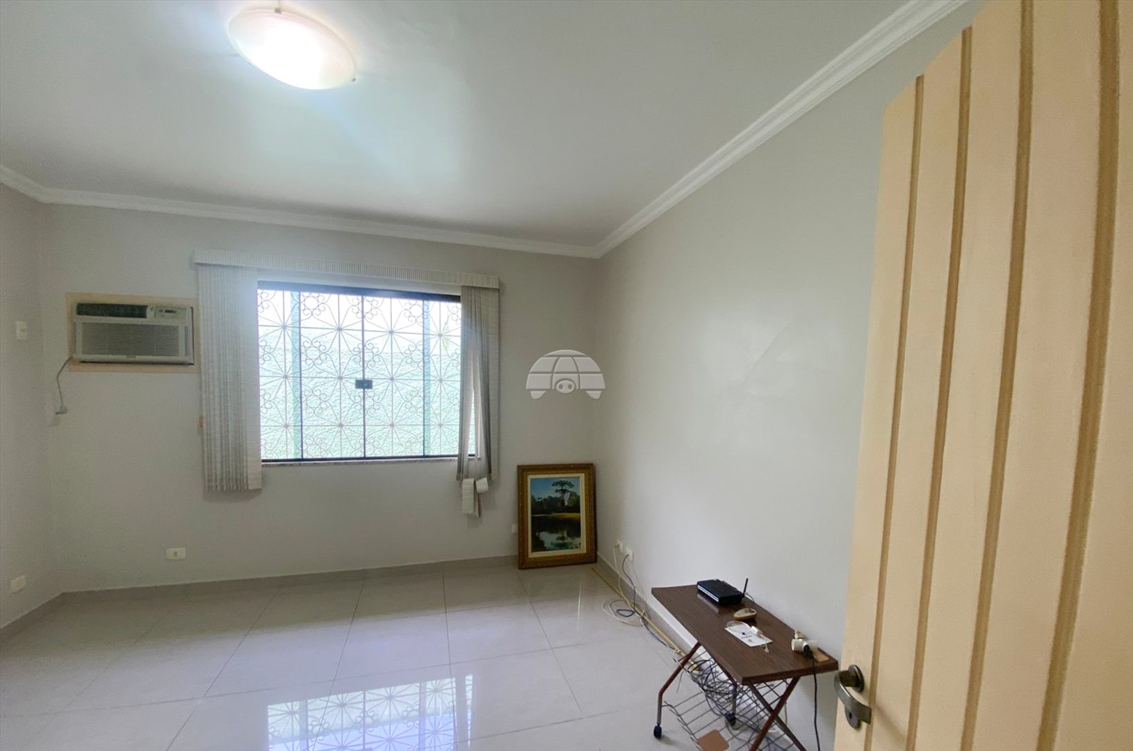 Casa à venda em Centro Histórico, Paranaguá — Portal Chave Fácil