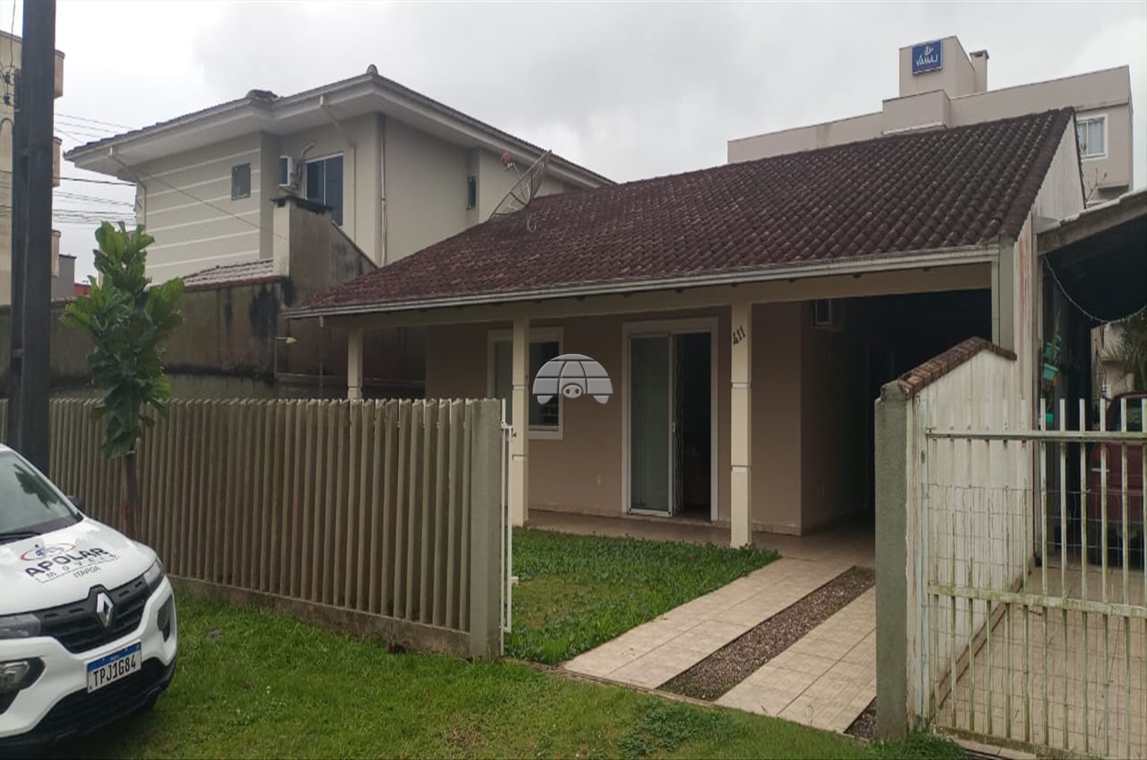 Casa à venda em Balneário Paese, Itapoá — Portal Chave Fácil