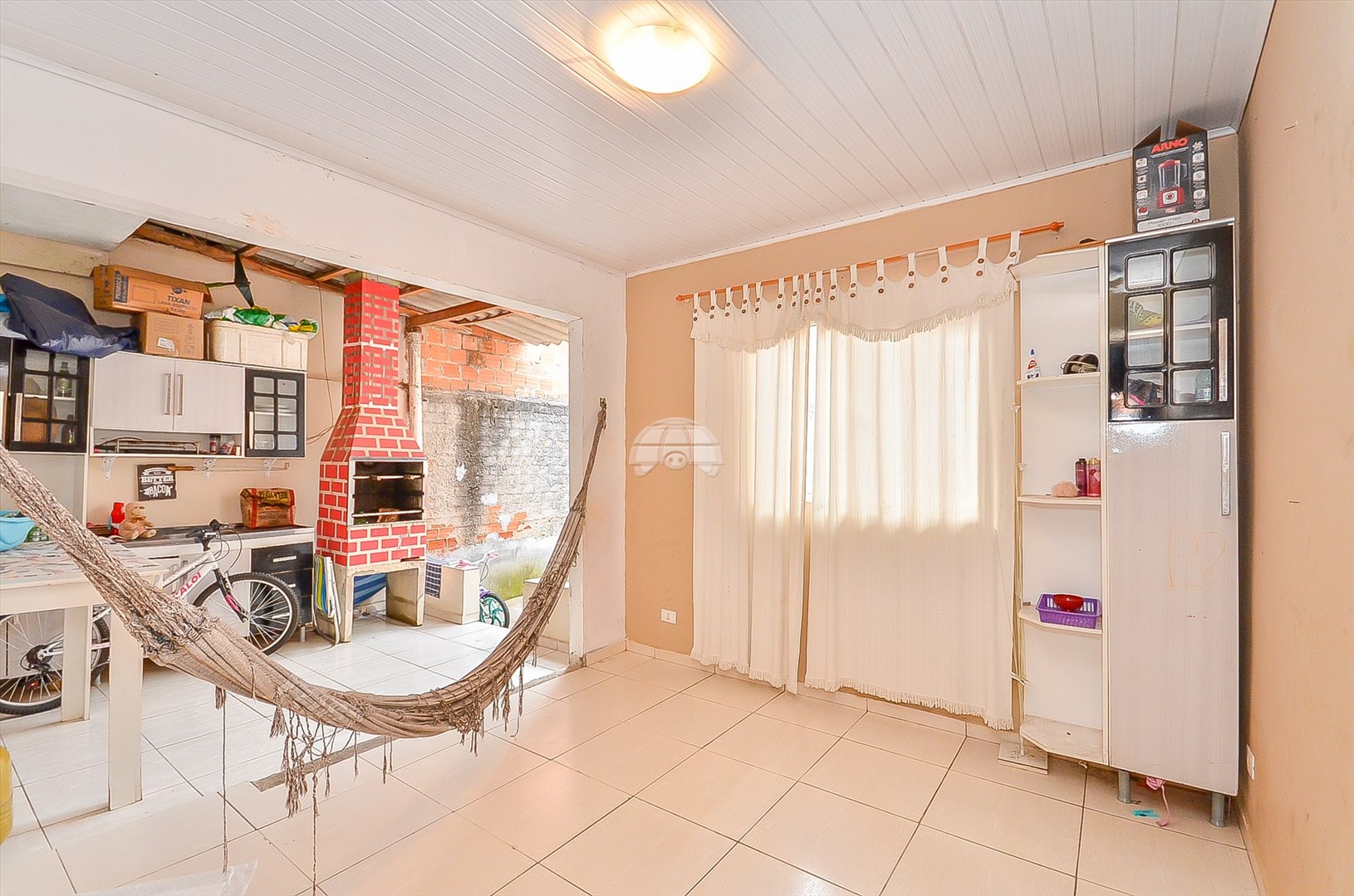 Casa à venda em Guaíra, Curitiba — Outrasul Imobiliária