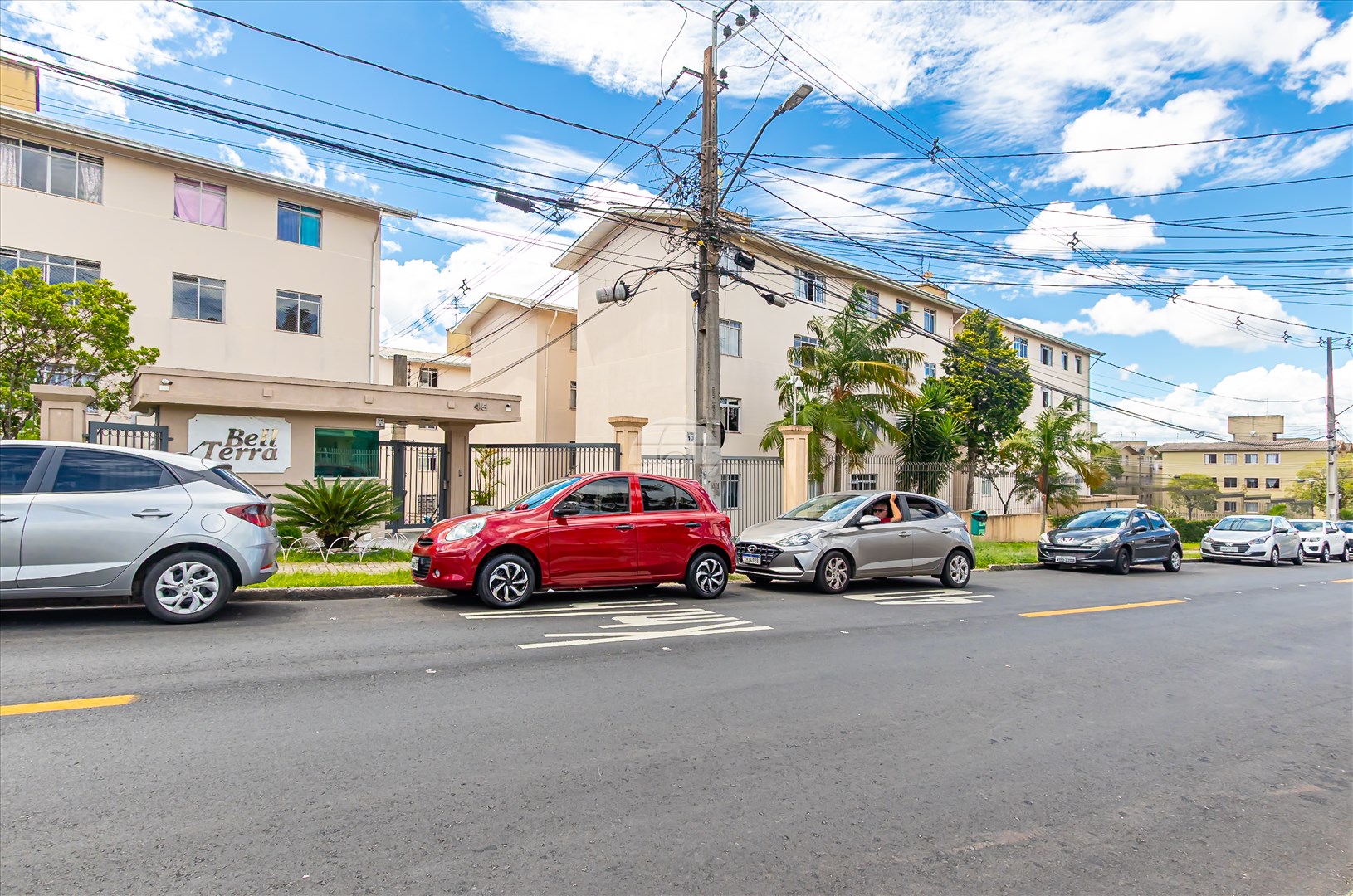 Apartamento à venda em Campo Comprido, Curitiba — UNA