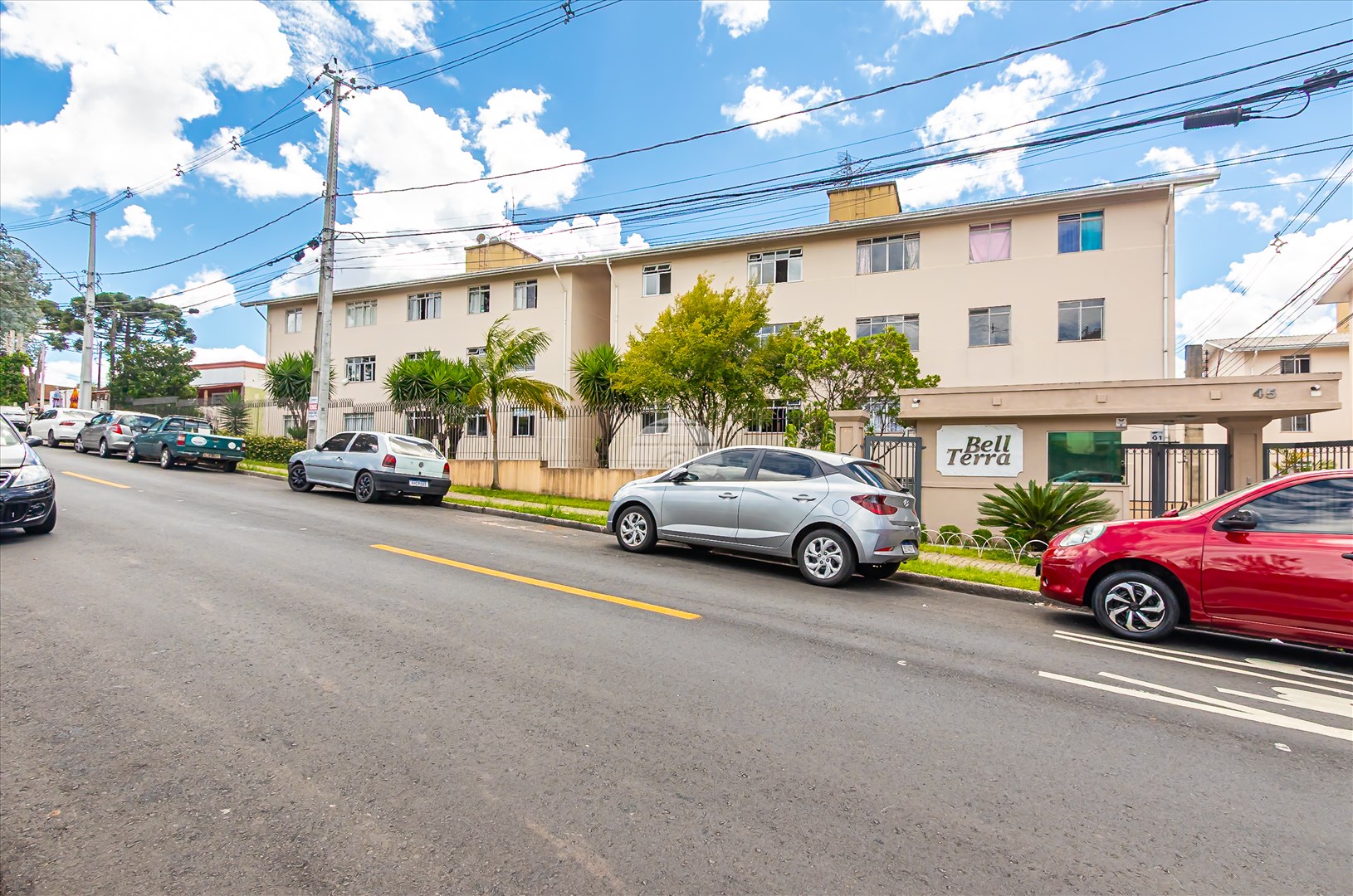 Apartamento à venda em Campo Comprido, Curitiba — UNA