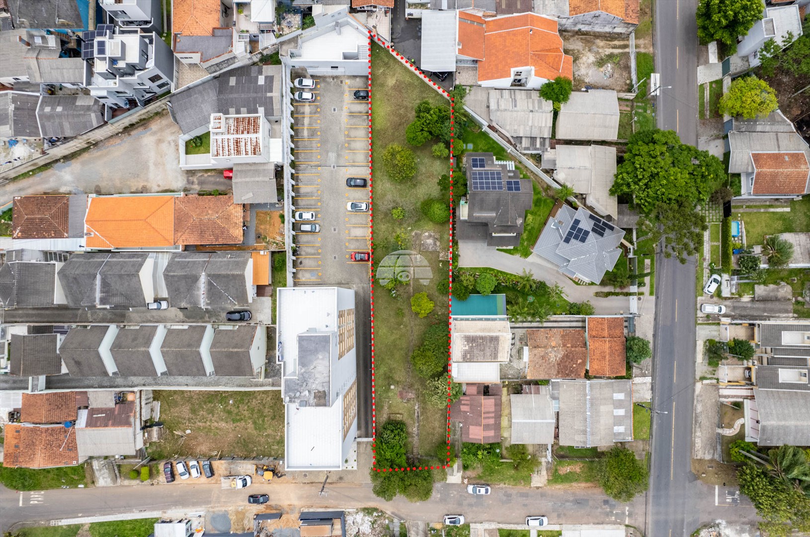 Terreno à venda em Tingui, Curitiba — Portal Chave Fácil