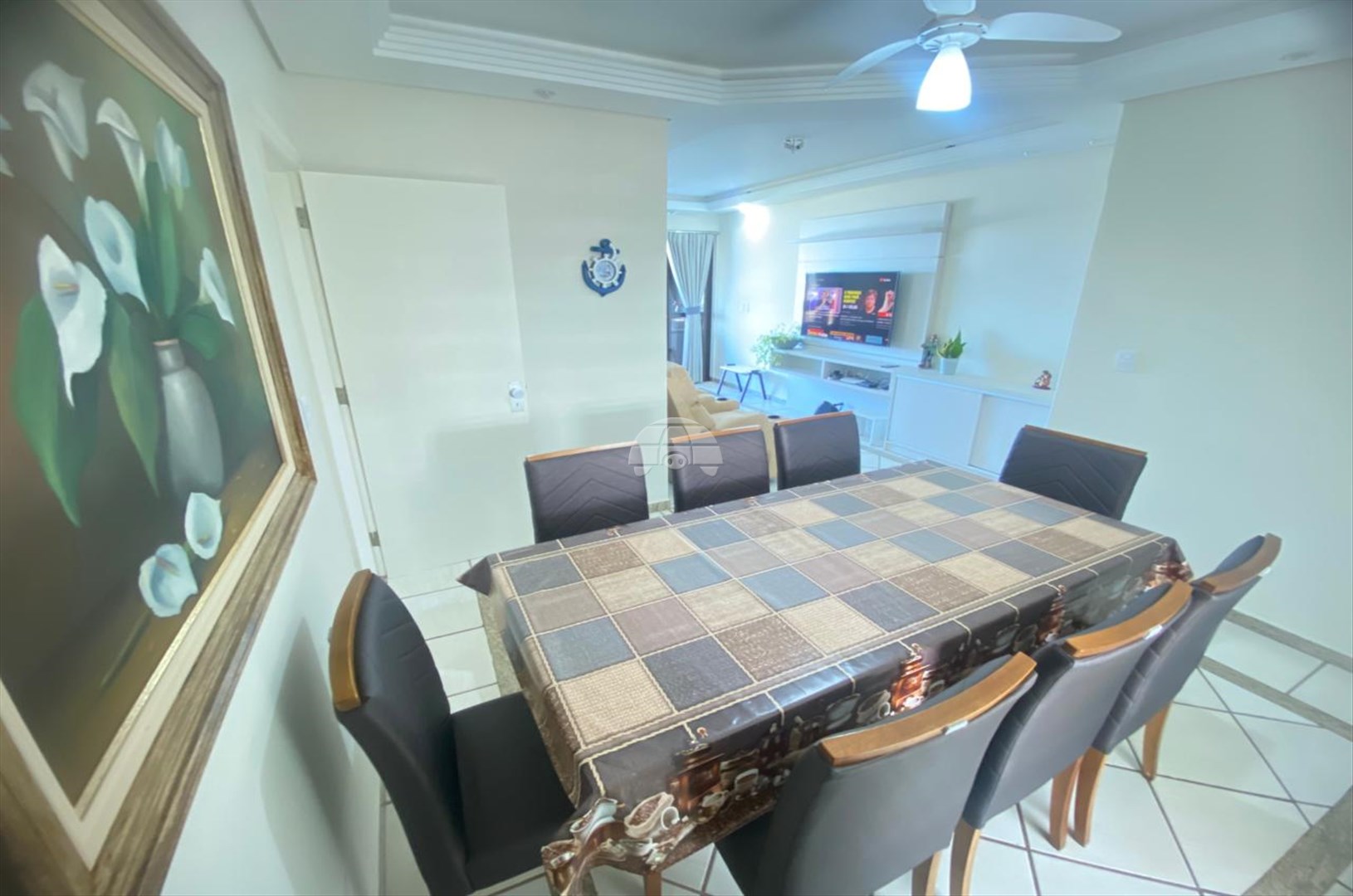Apartamento à venda em Pereque, Matinhos — Portal Chave Fácil