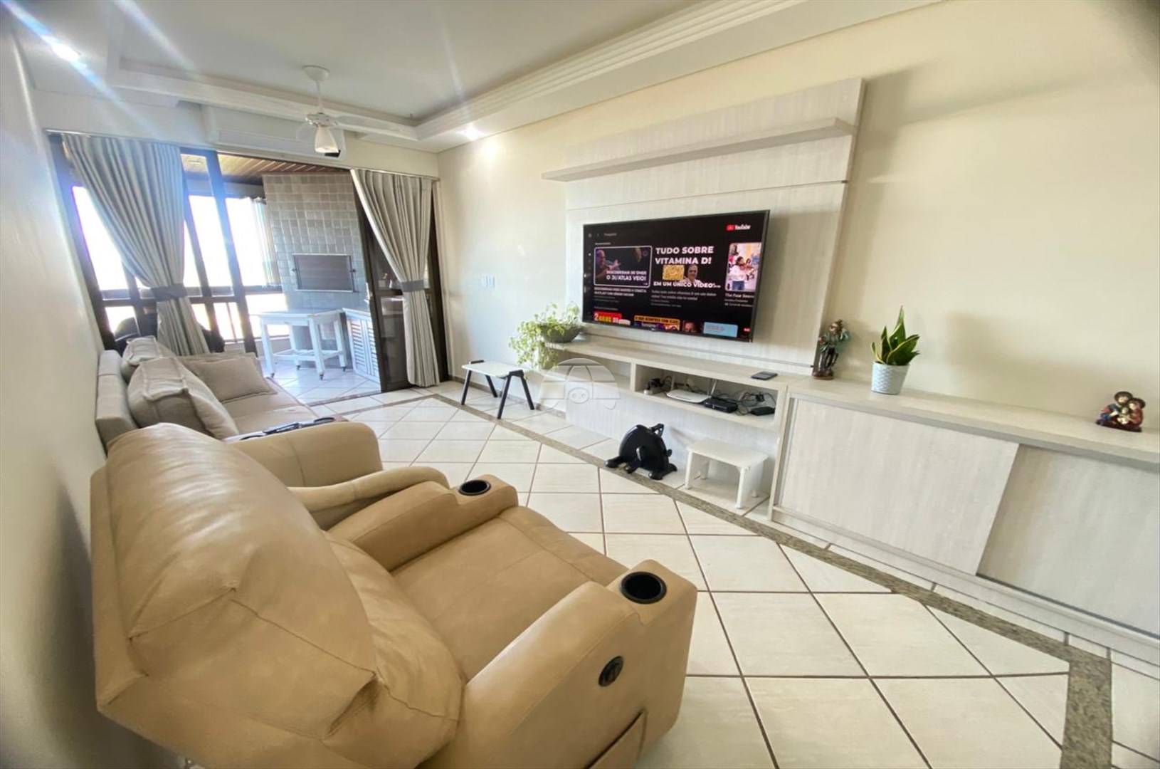 Apartamento à venda em Pereque, Matinhos — Portal Chave Fácil