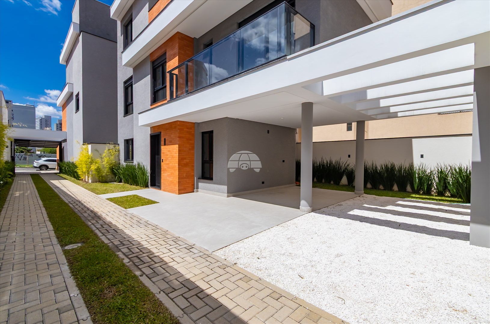 Casa à venda em Vila Izabel, Curitiba — Portal Chave Fácil