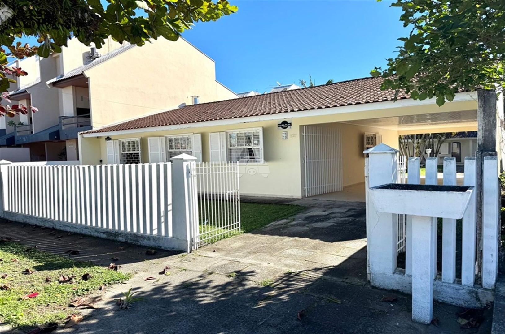 Casa à venda em Caioba, Matinhos — Portal Chave Fácil